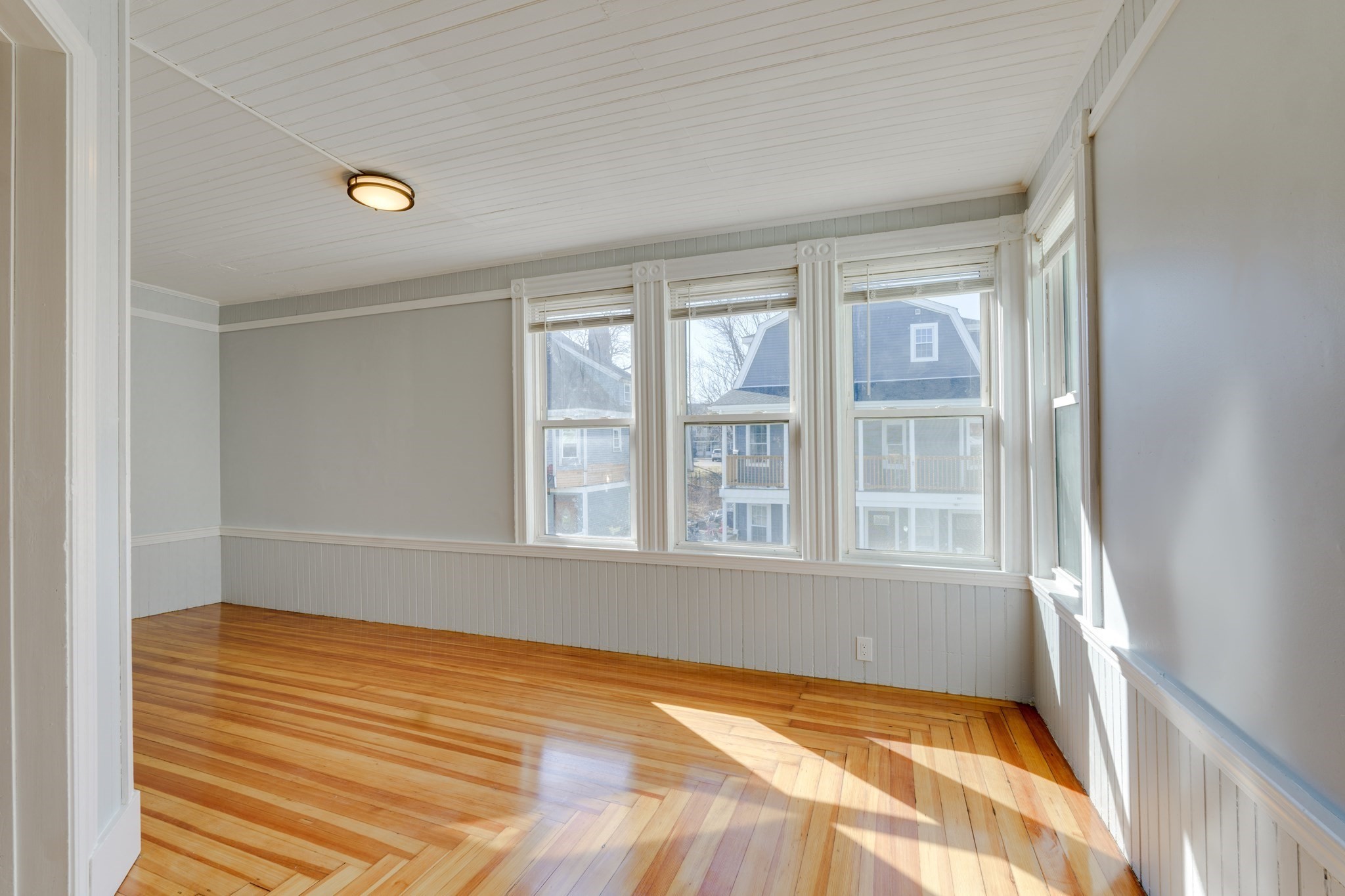 dorchester - #73414401