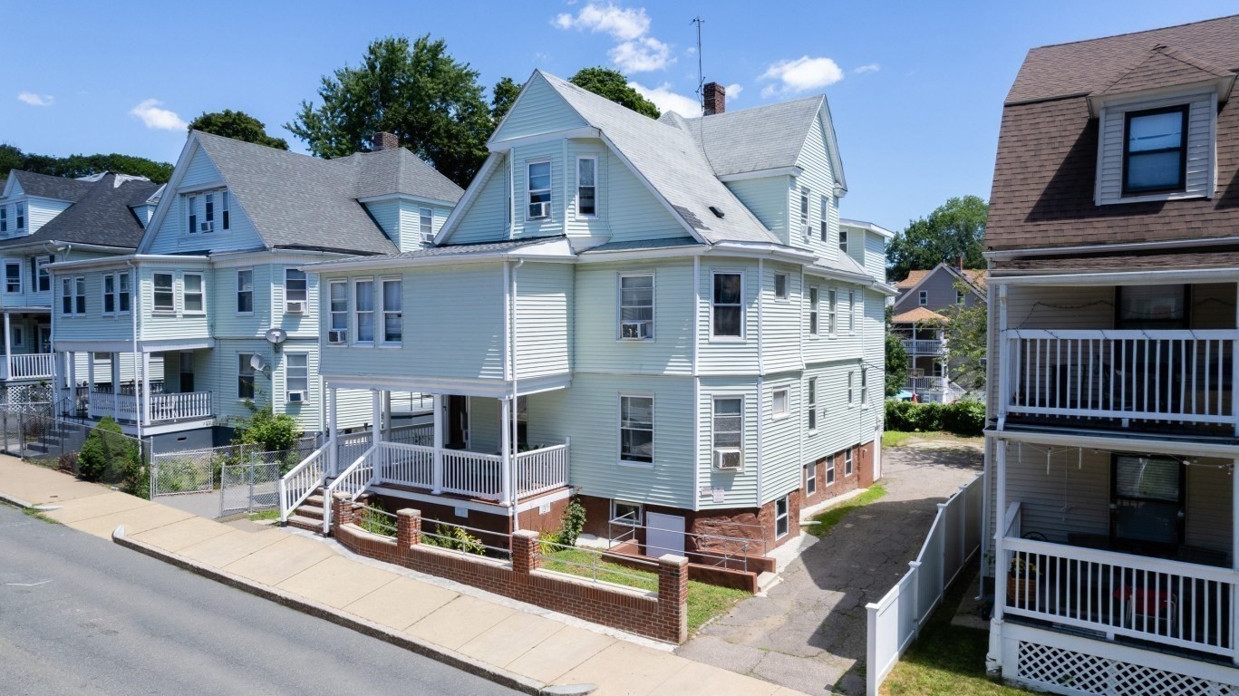 dorchester - #73414401