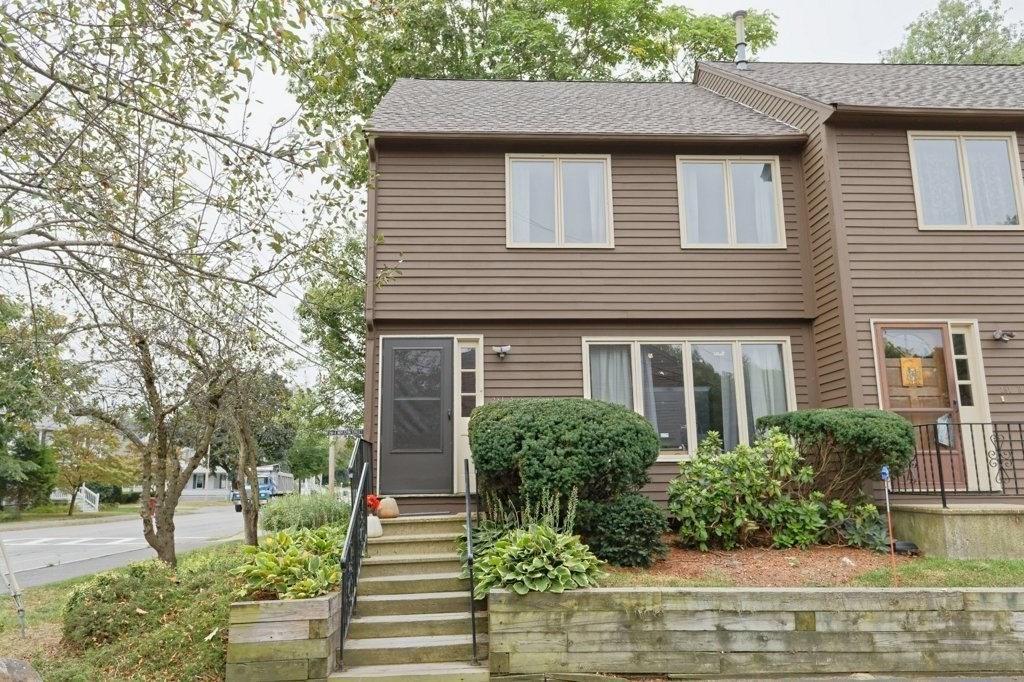 lowell - #73414457
