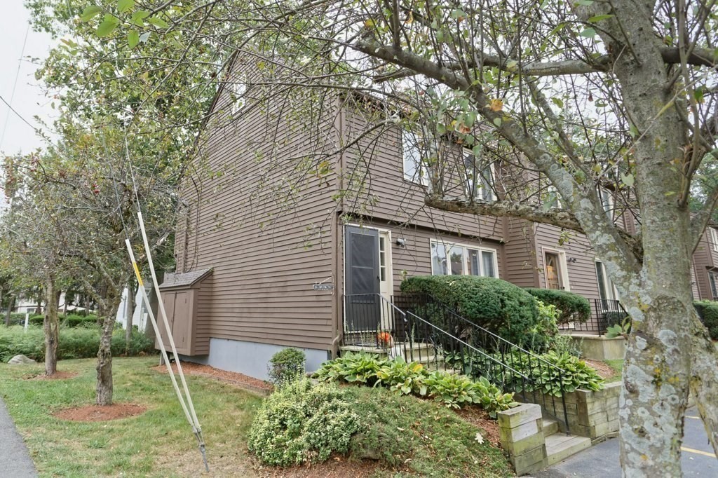 lowell - #73414457