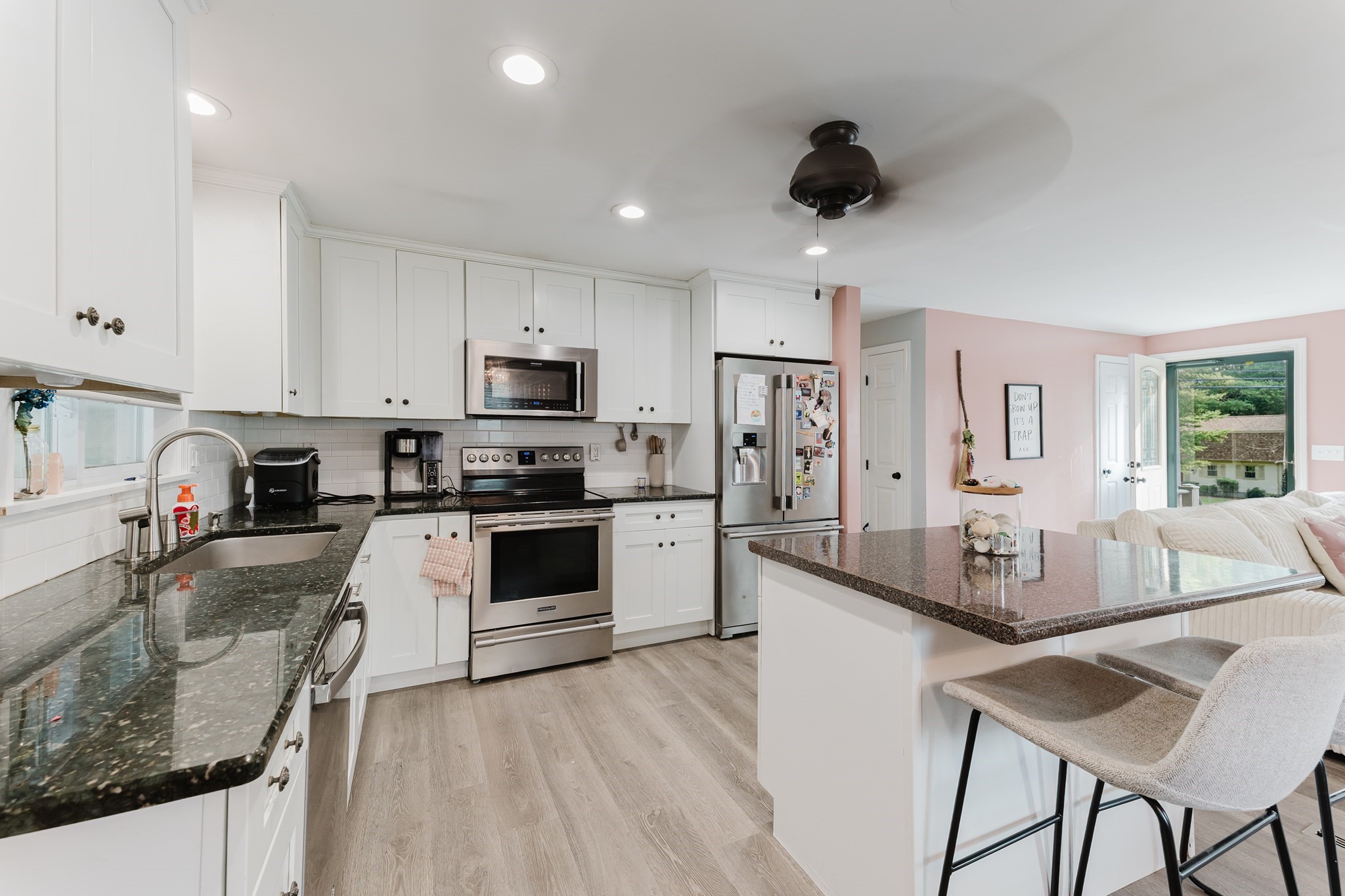 649 Middle Rd, Acushnet, MA 02743 - Image 23