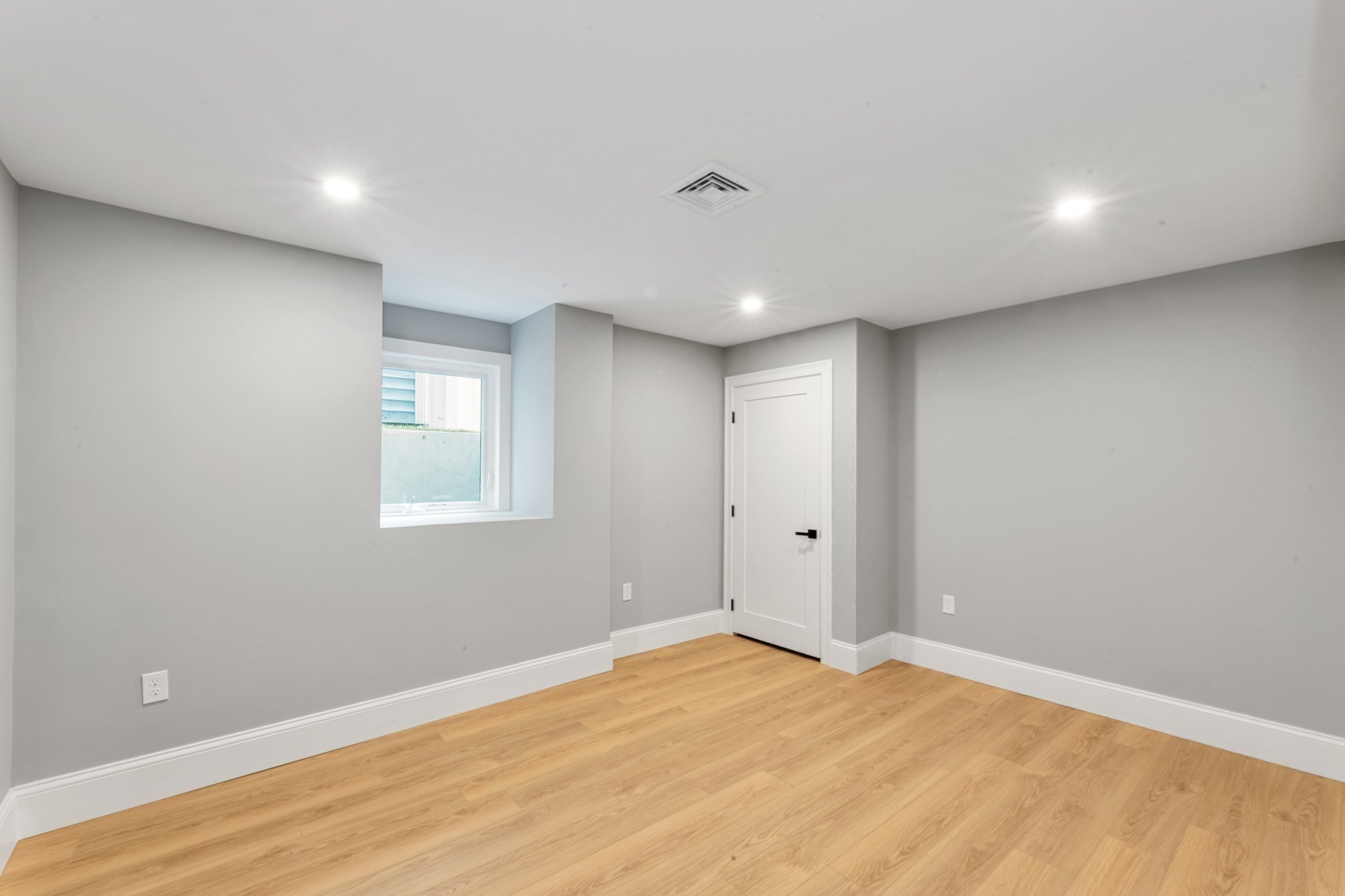 roslindale - #73414541