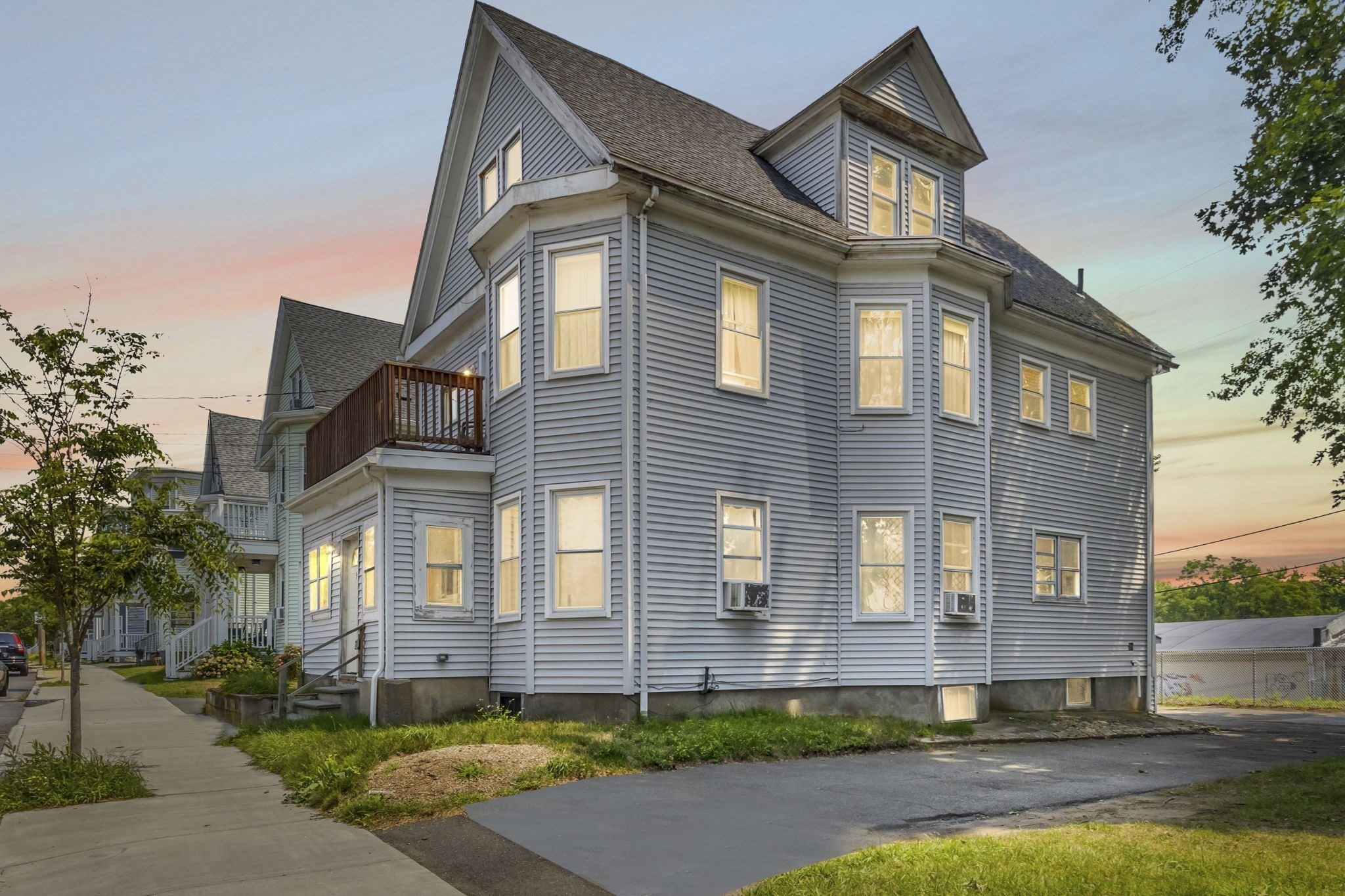 5 Beckford St Unit 3, Beverly, MA 01915 - Image 2