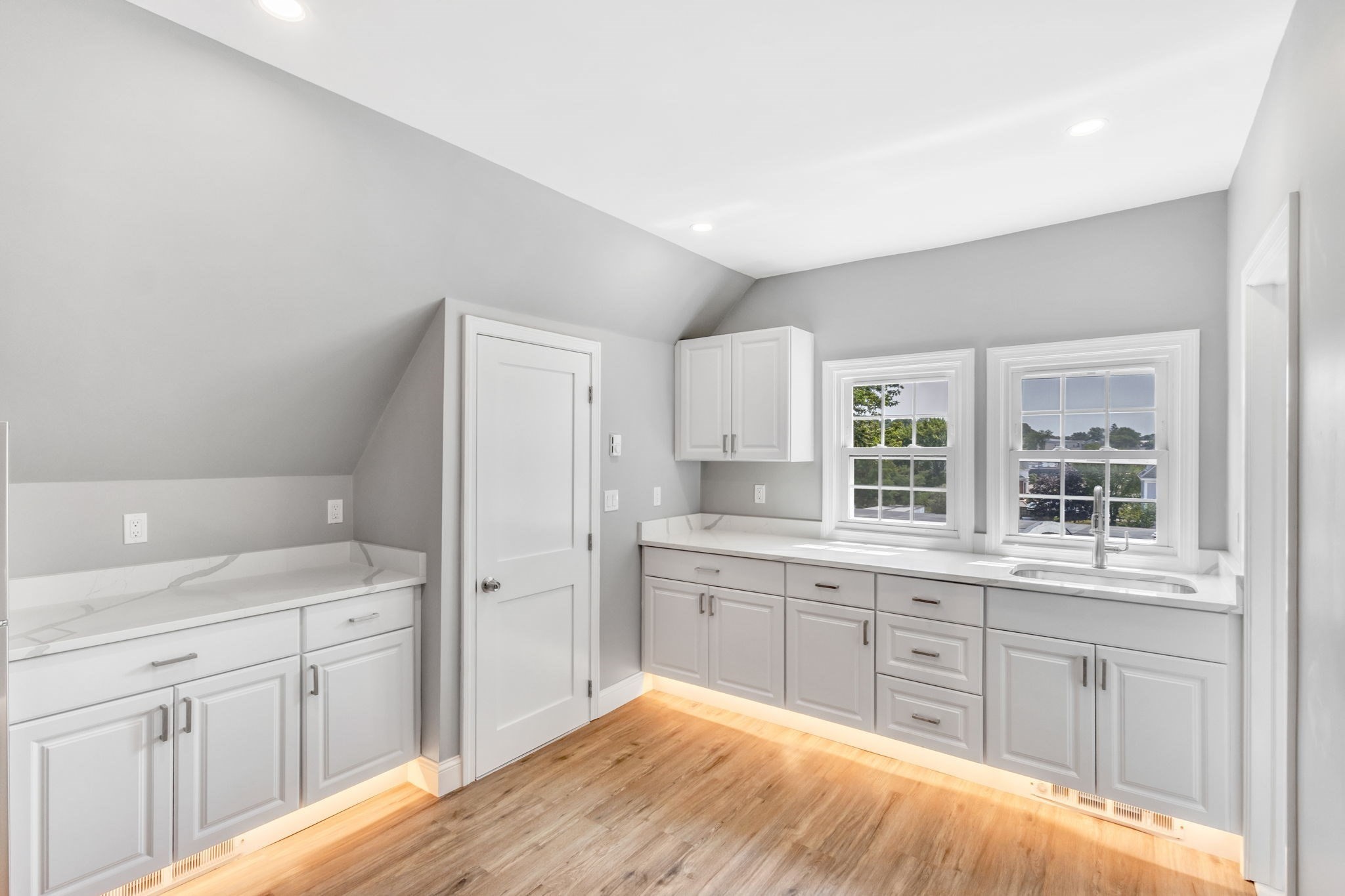 5 Beckford St Unit 3, Beverly, MA 01915 - Image 6
