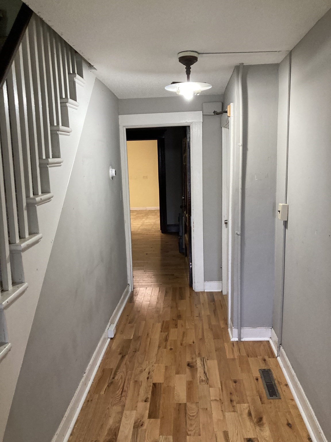 23 Southwick St, Agawam, MA 01030 - Image 3