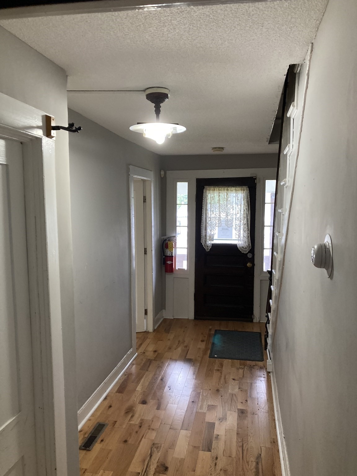 23 Southwick St, Agawam, MA 01030 - Image 4