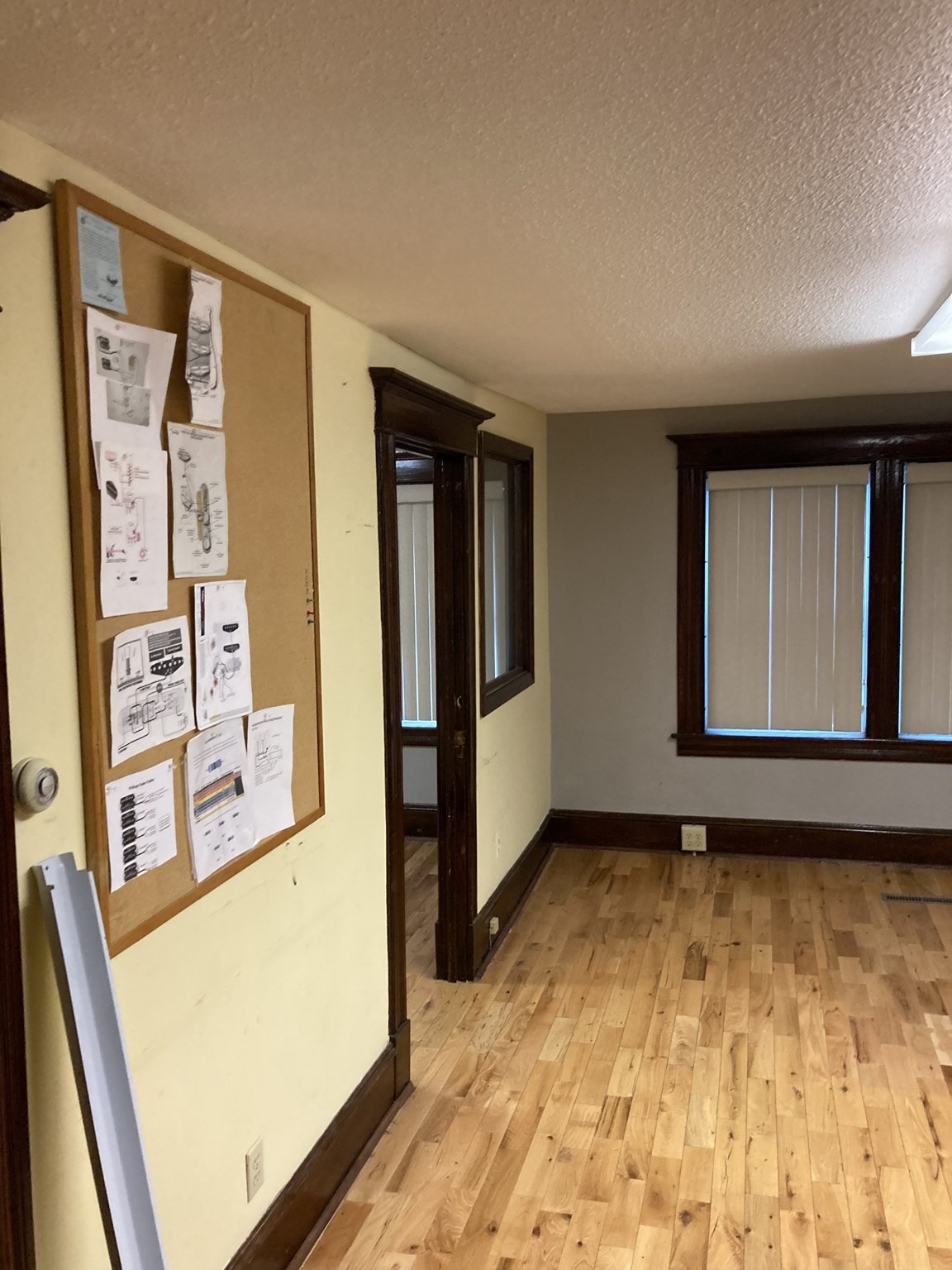 23 Southwick St, Agawam, MA 01030 - Image 7