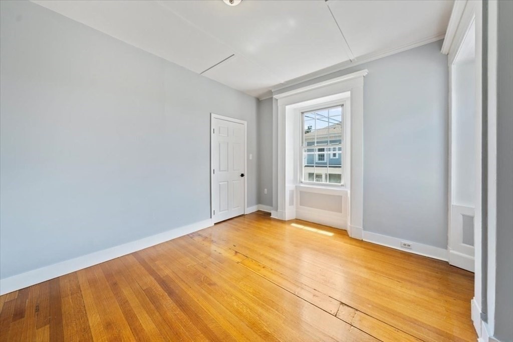 lowell - #73414719