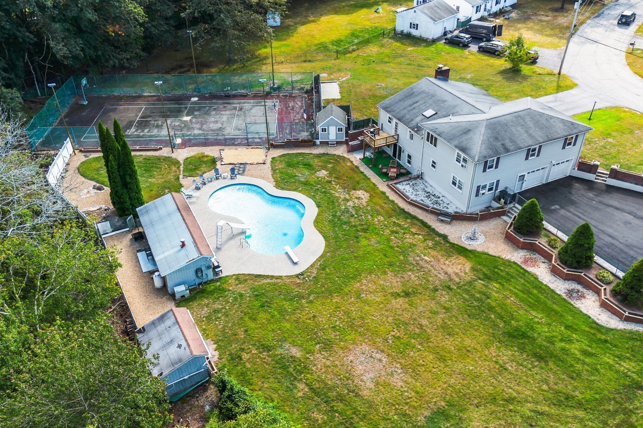 6 Clover Hill Drive, Chelmsford, MA 01824