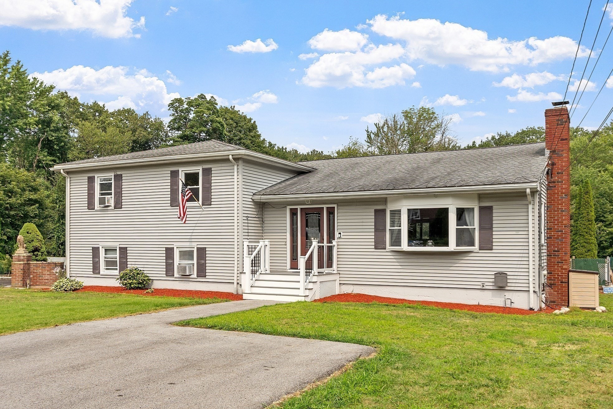 6 Clover Hill Drive, Chelmsford, MA 01824 - Image 2
