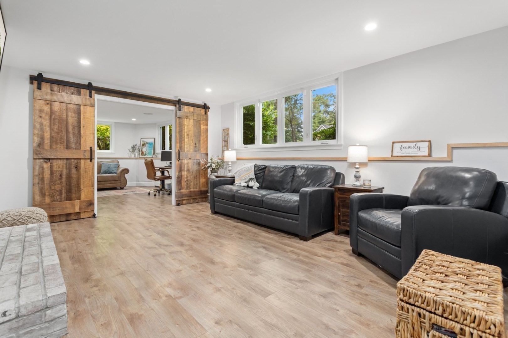 lynnfield - #73414882