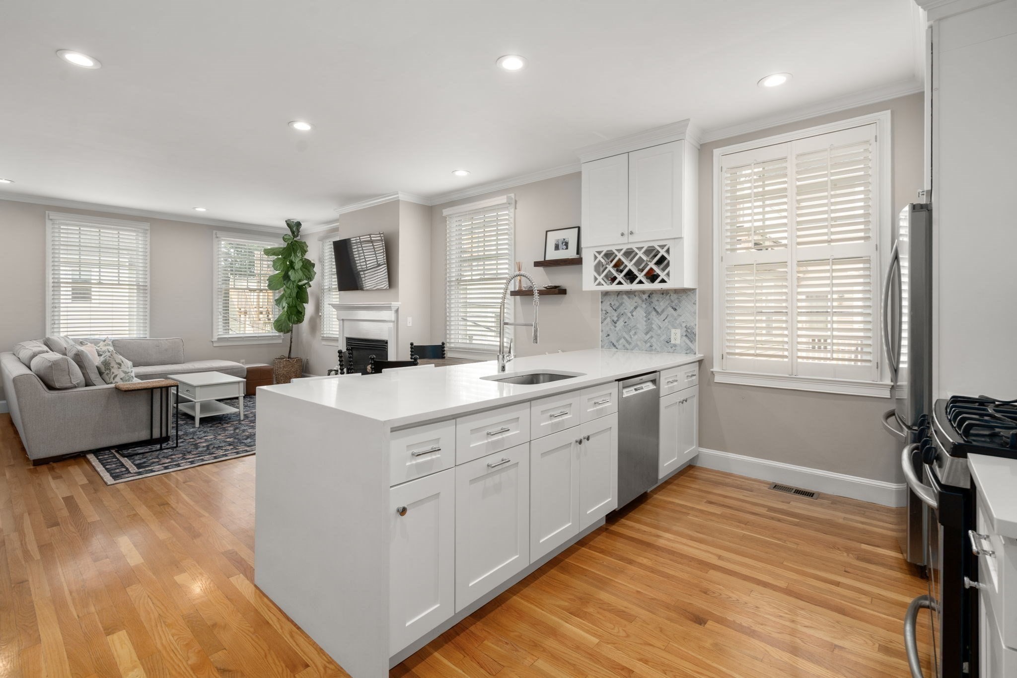 charlestown - #73414899