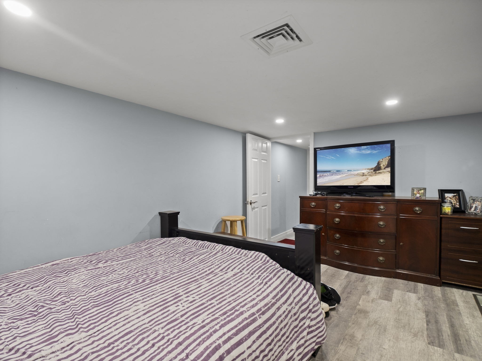 abington - #73414924