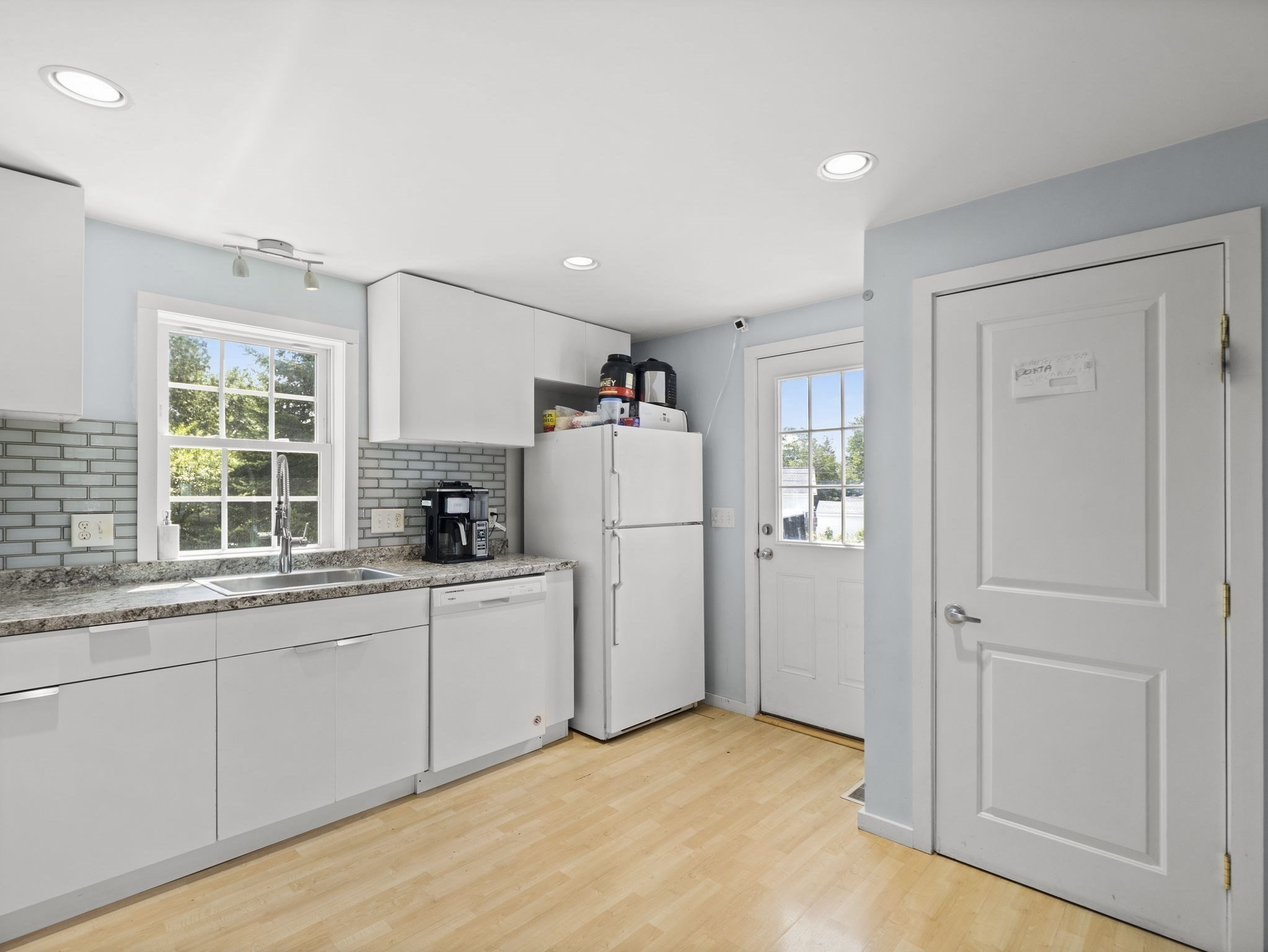 abington - #73414924