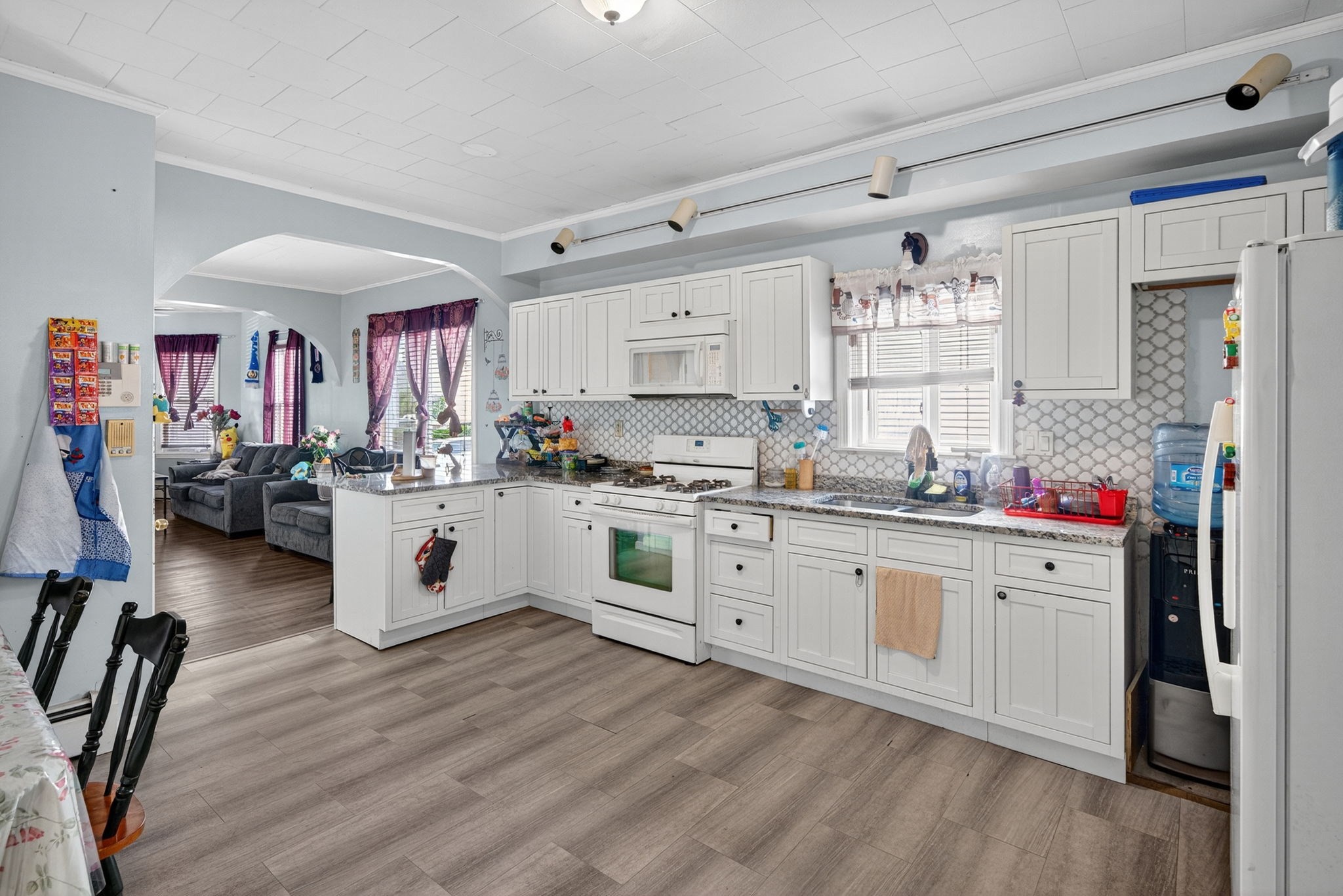 new-bedford - #73414985