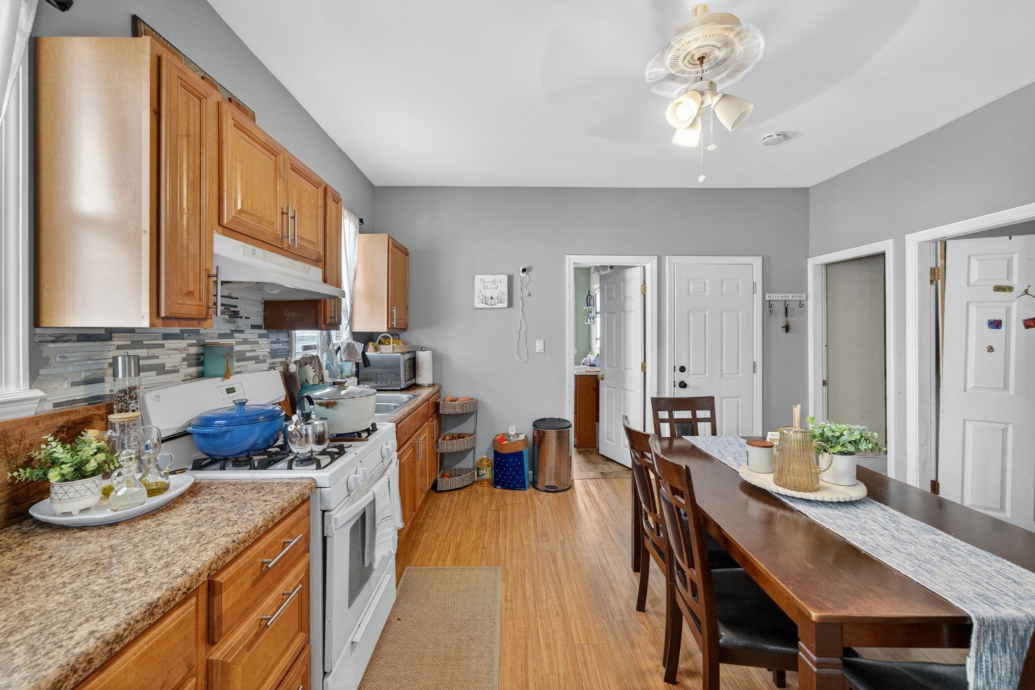 new-bedford - #73414985
