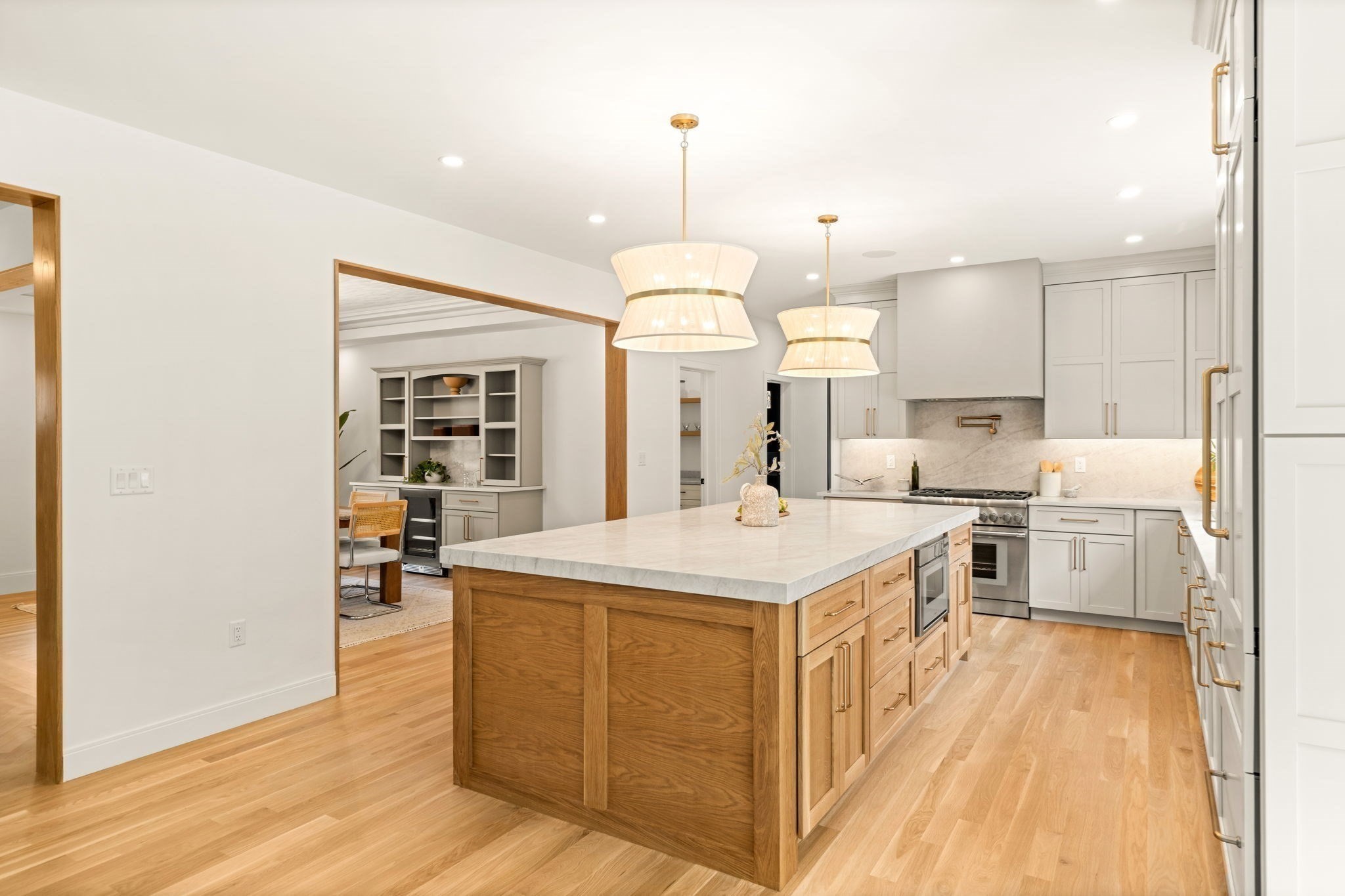 2 Stephanie Street, Burlington, MA 01803 - Image 4