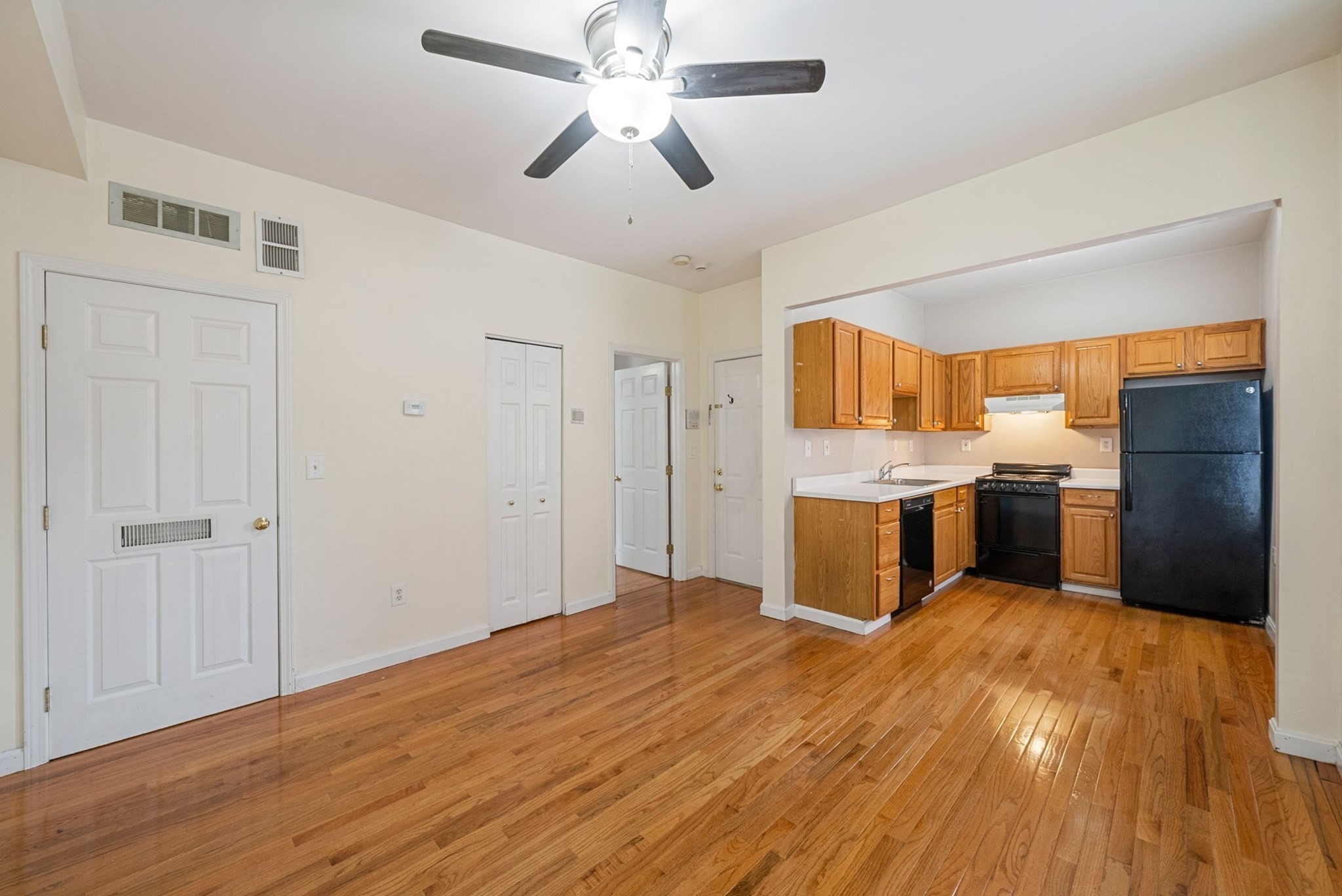 charlestown - #73415056