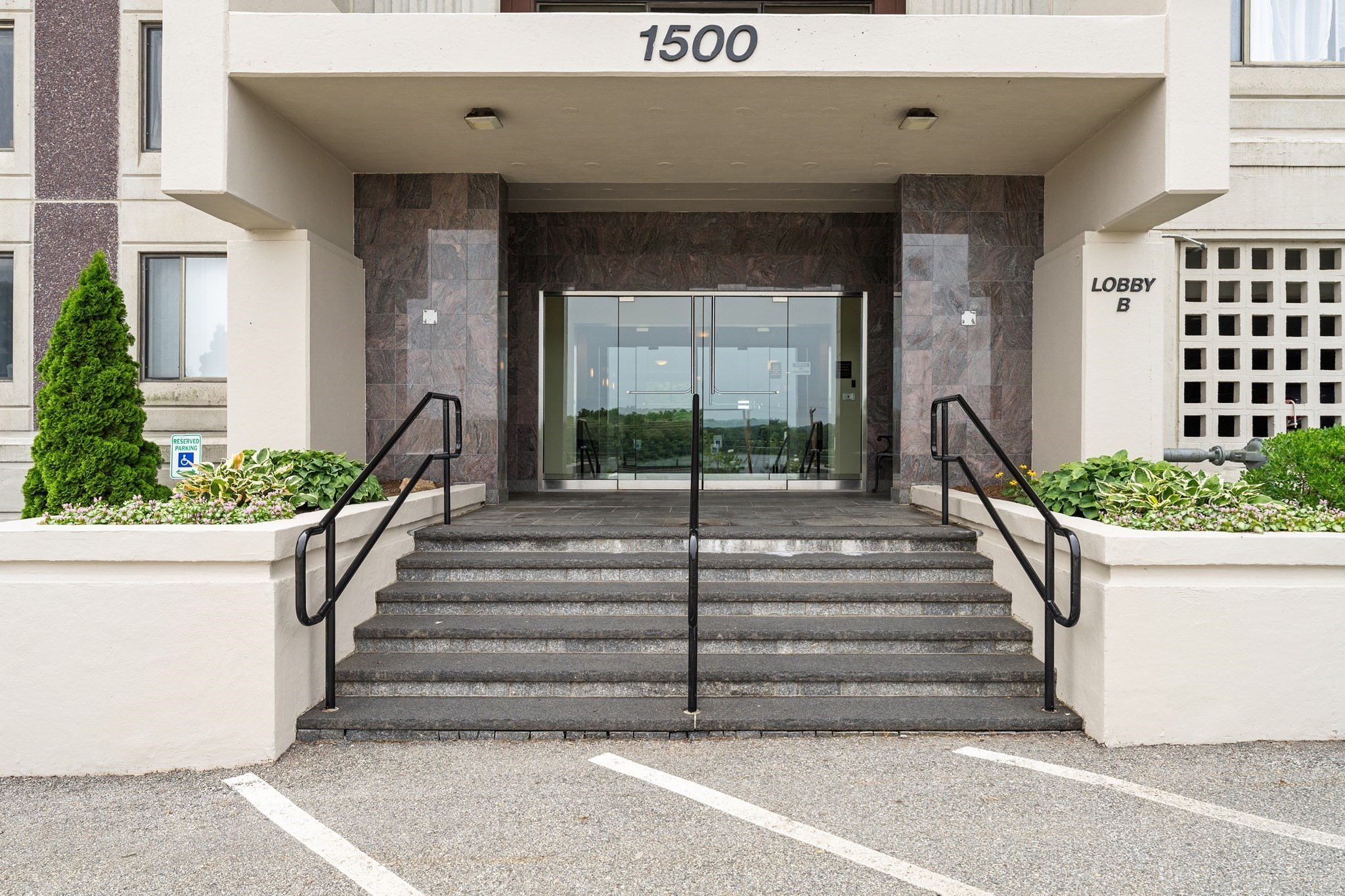framingham - #73415080