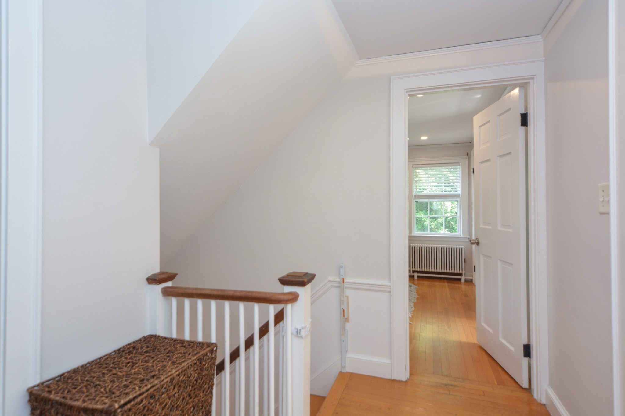 belmont - #73415087
