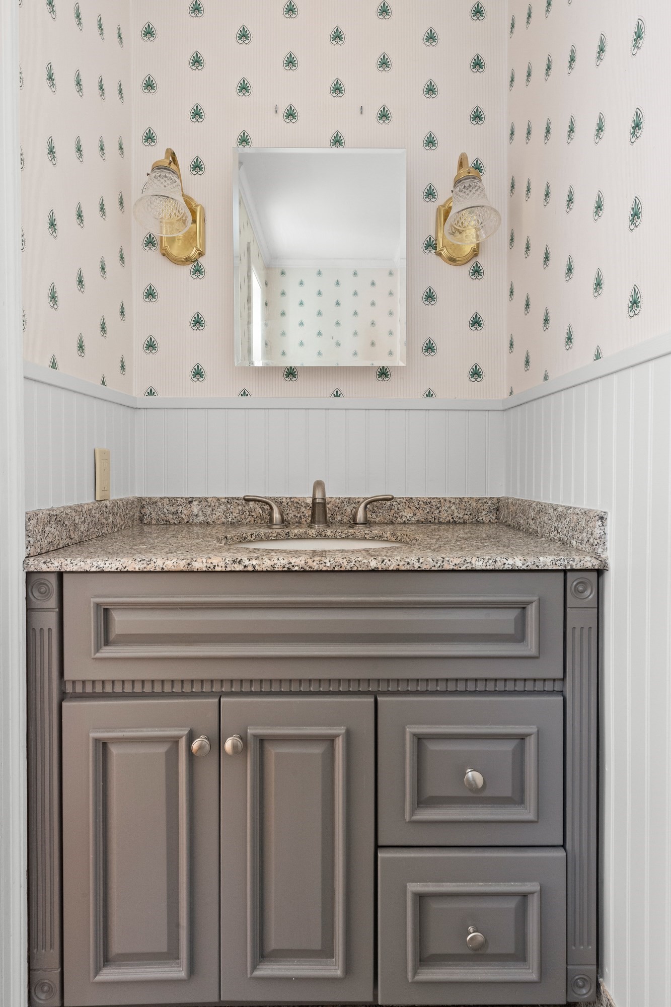 lynnfield - #73415094