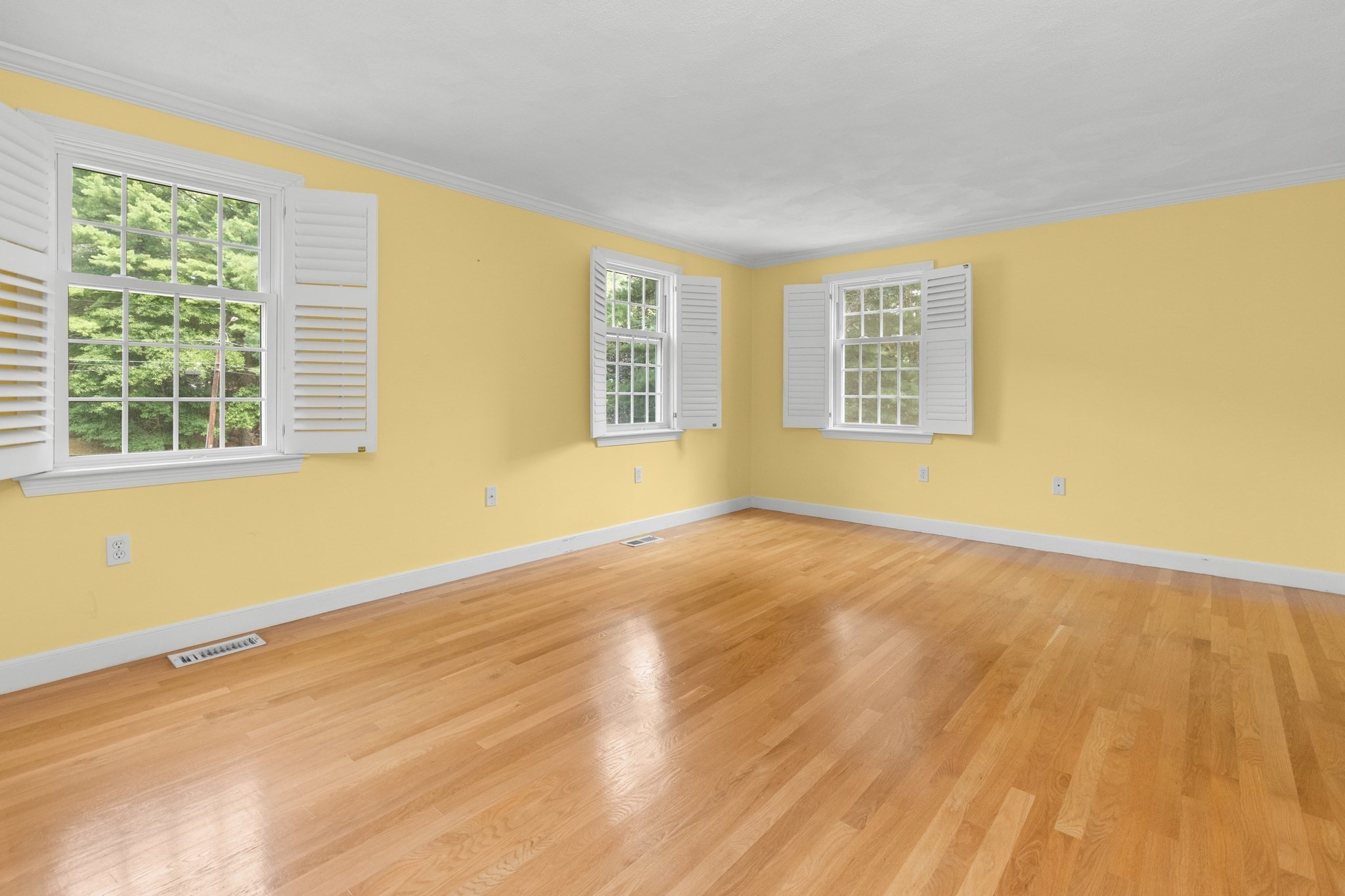 lynnfield - #73415094