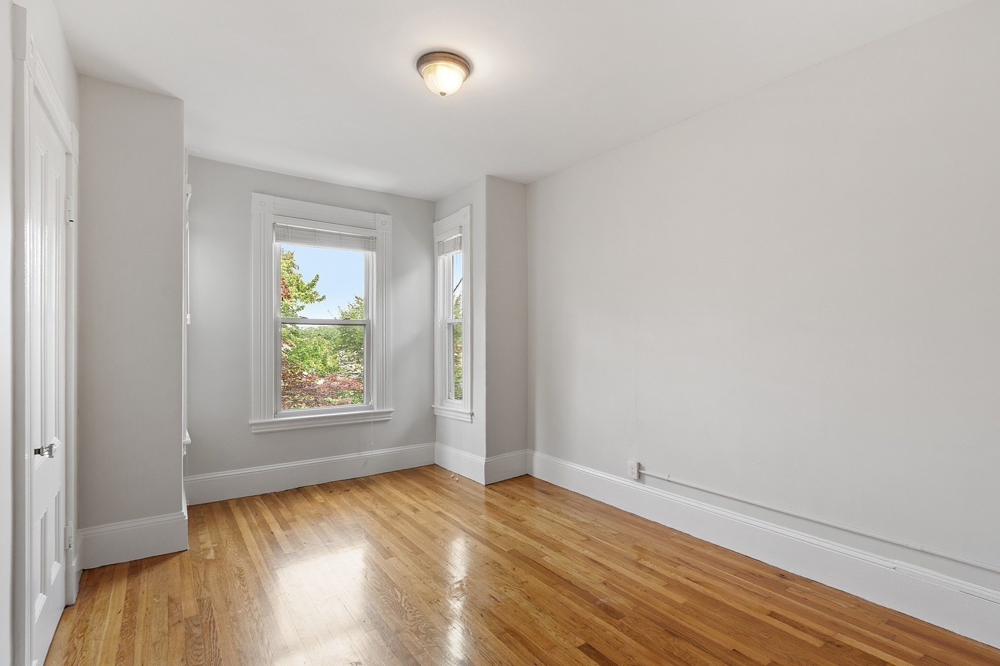 somerville - #73415102