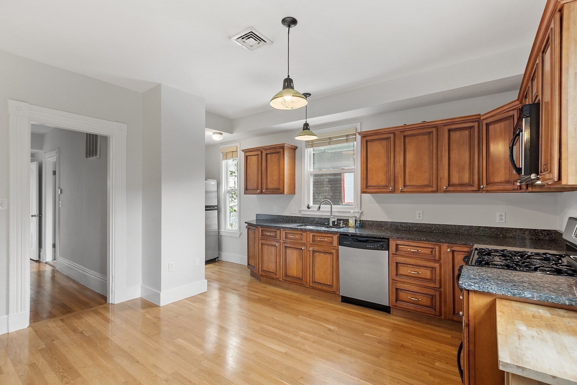 somerville - #73415102