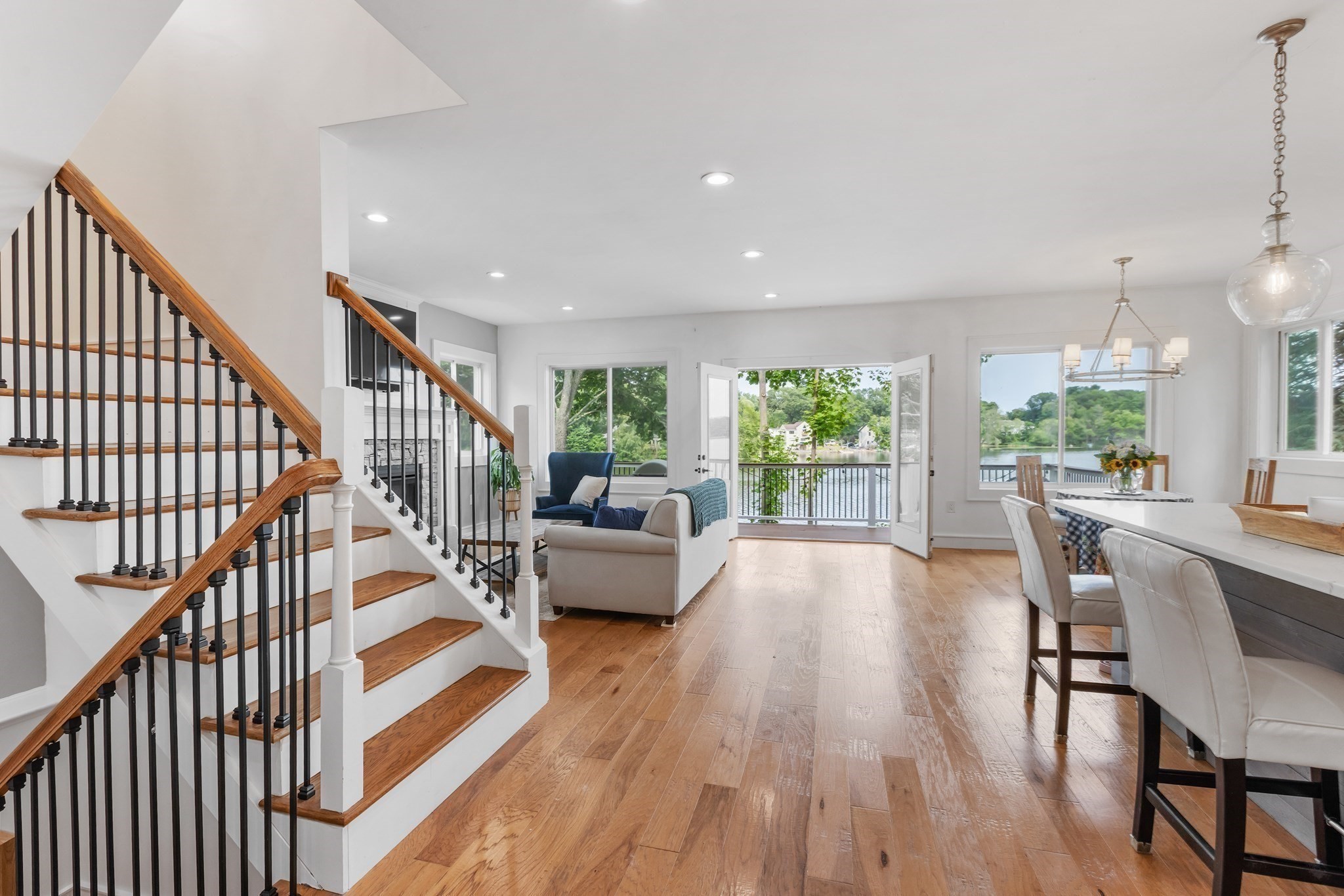 lynnfield - #73415122