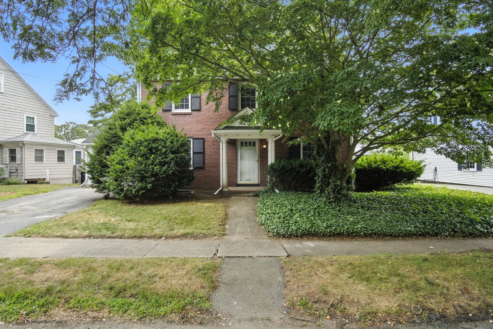 milton - #73415162