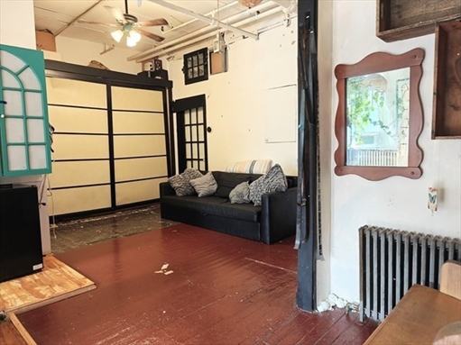 226 Pearl Street, Apt 1R