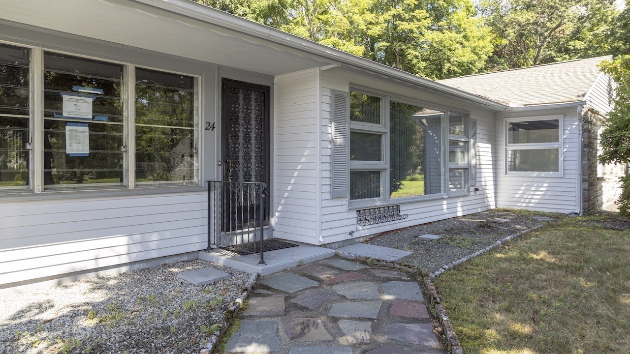 24 Doray Dr, Scituate, RI 02831 - Image 1