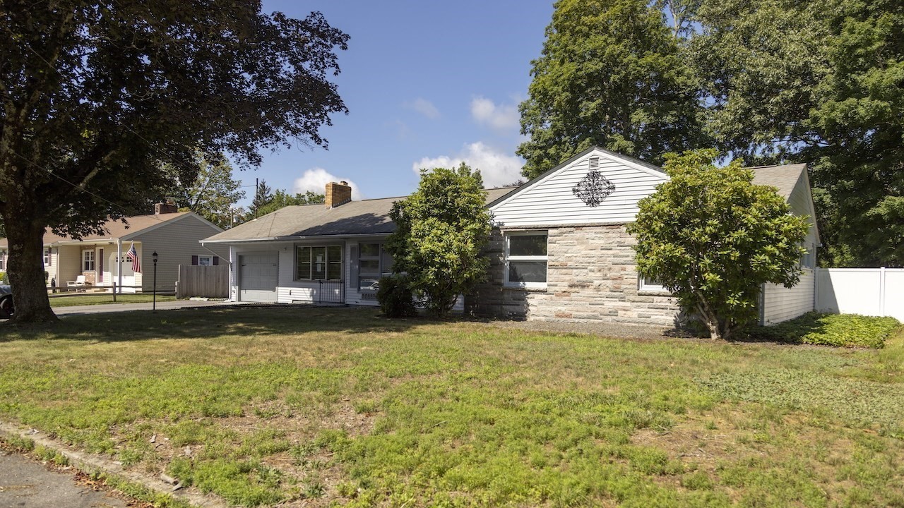 24 Doray Dr, Scituate, RI 02831 - Image 17