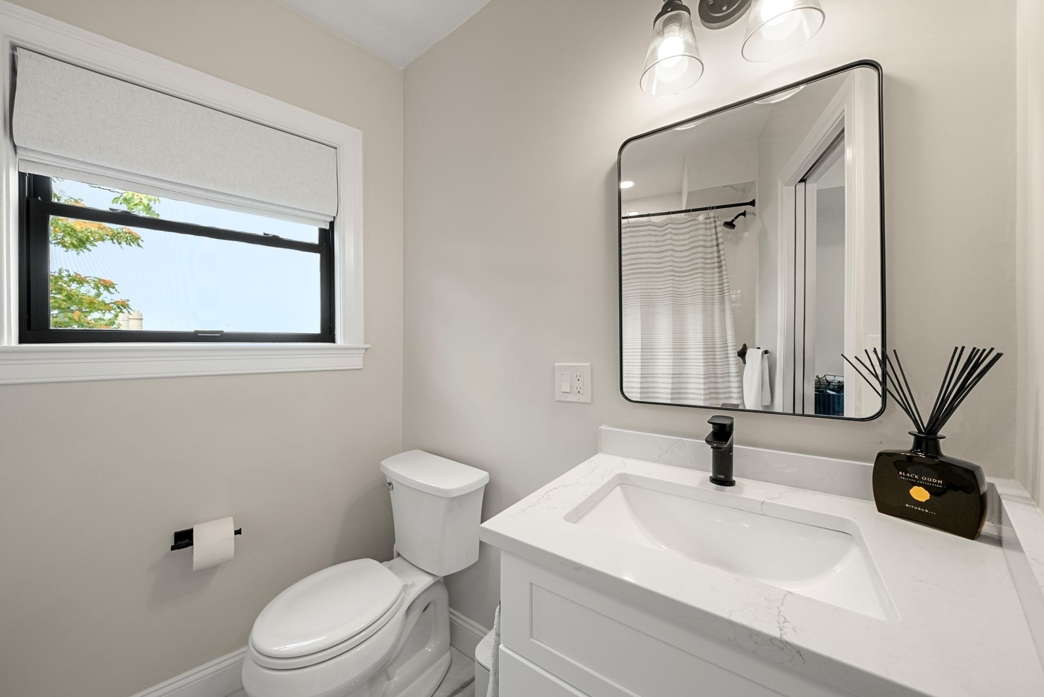 charlestown - #73415204