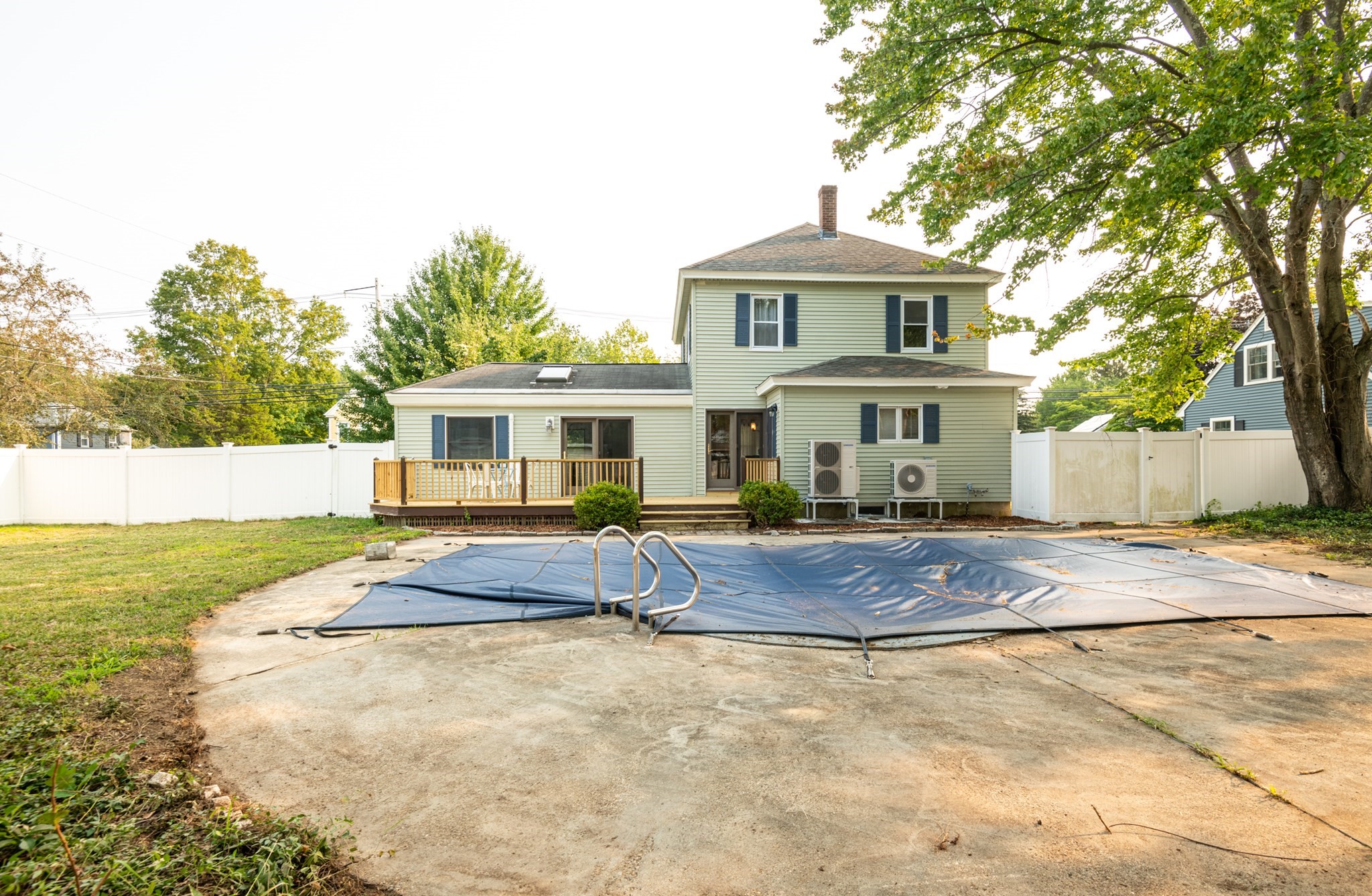 amesbury - #73415232