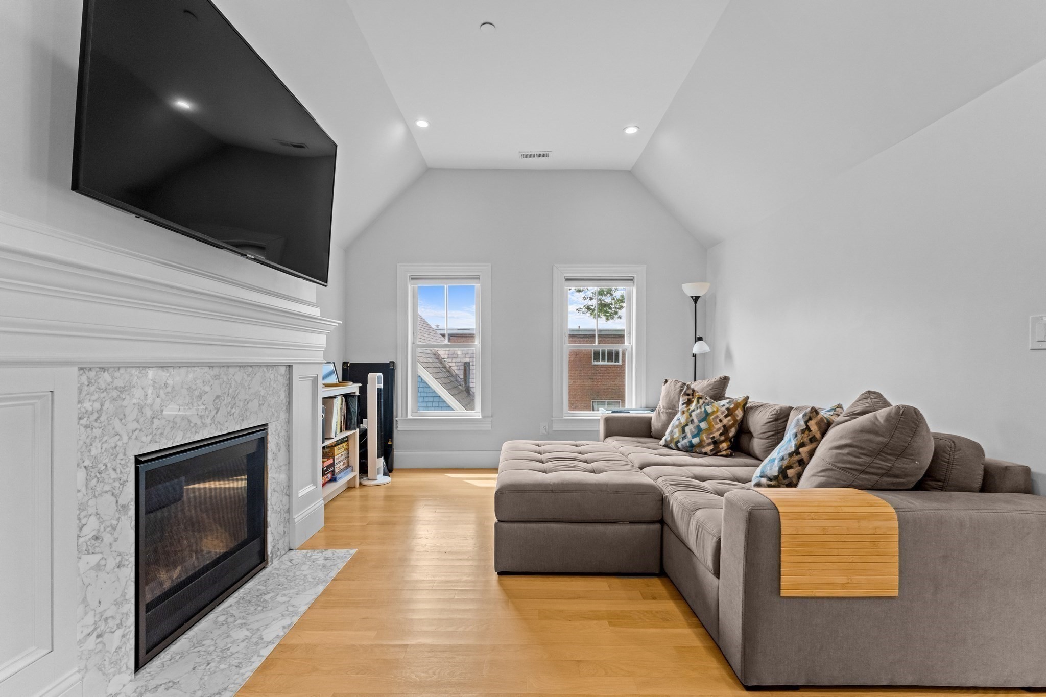 28 Dix St #3, Boston, MA 02122