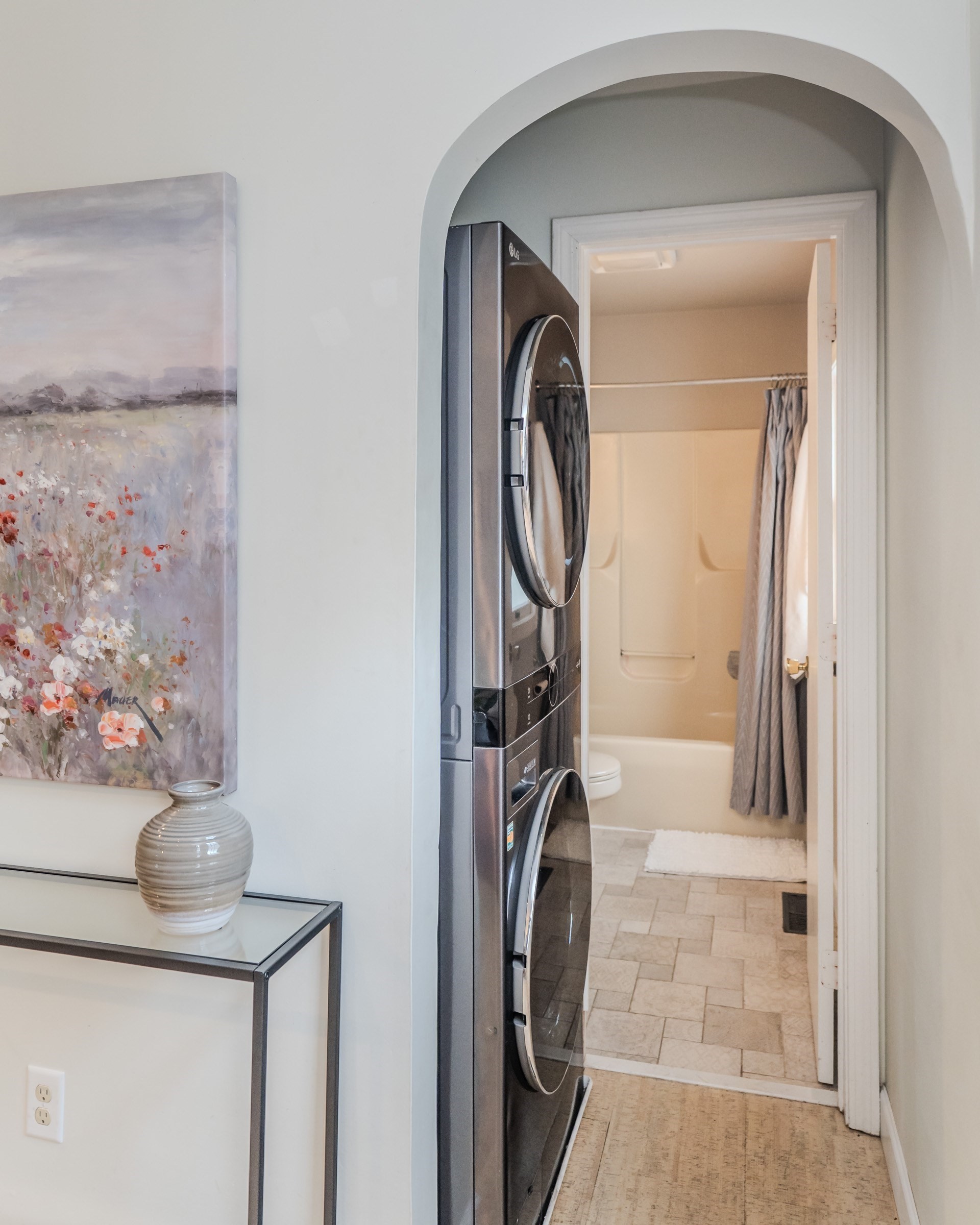 9 Walnut St Unit B, Northampton, MA 01060 - Image 8