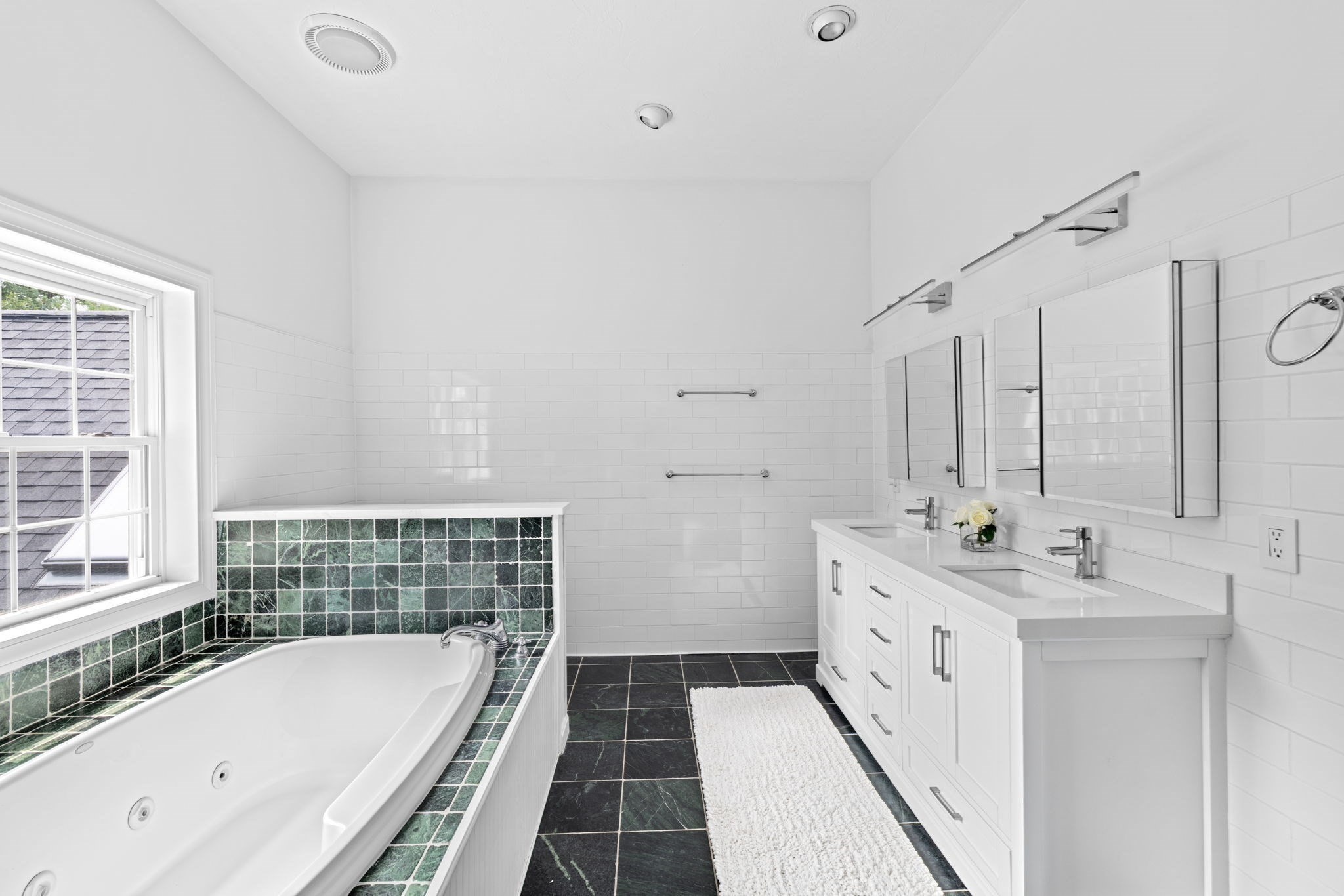 105 East St, Hingham, MA 02043 - Image 17