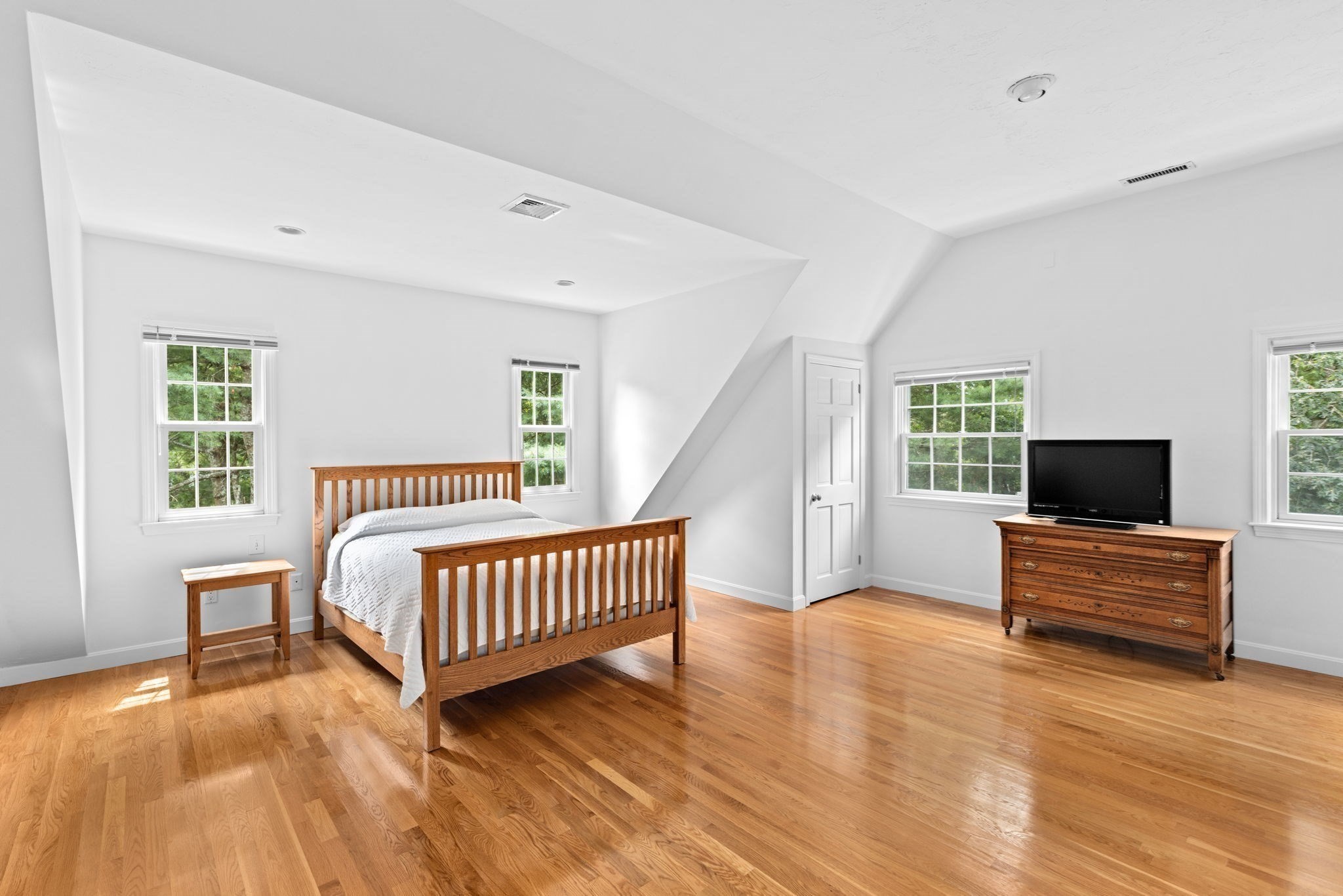 105 East St, Hingham, MA 02043 - Image 18