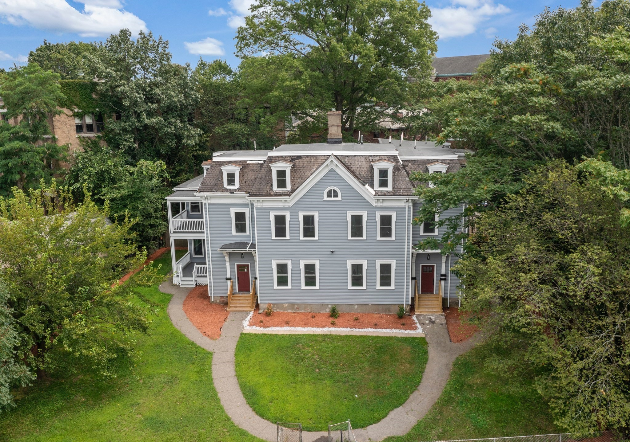 dorchester - #73415334