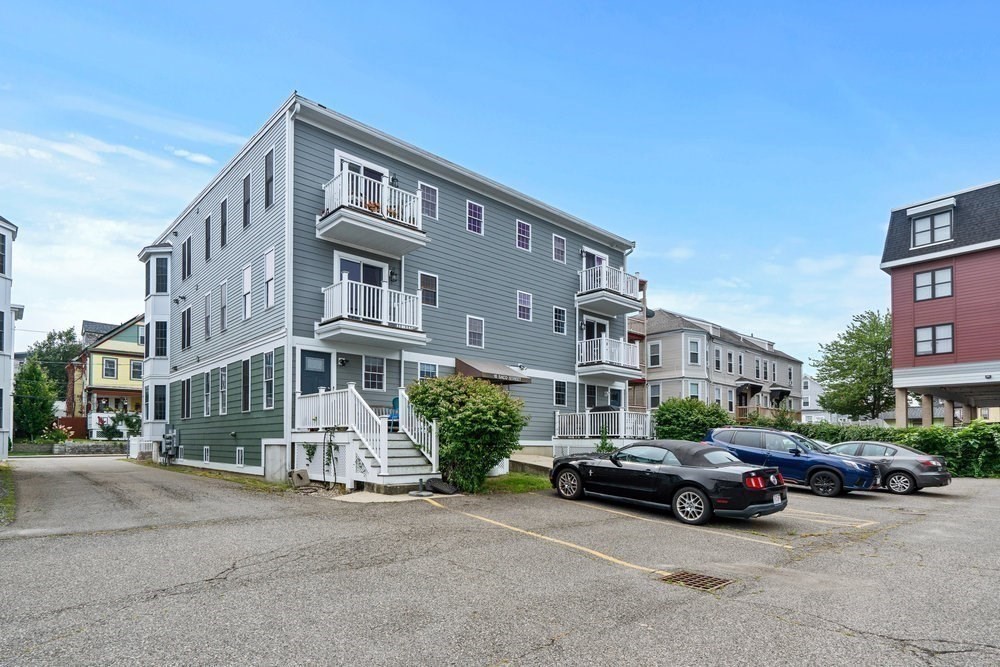 dorchester - #73415403