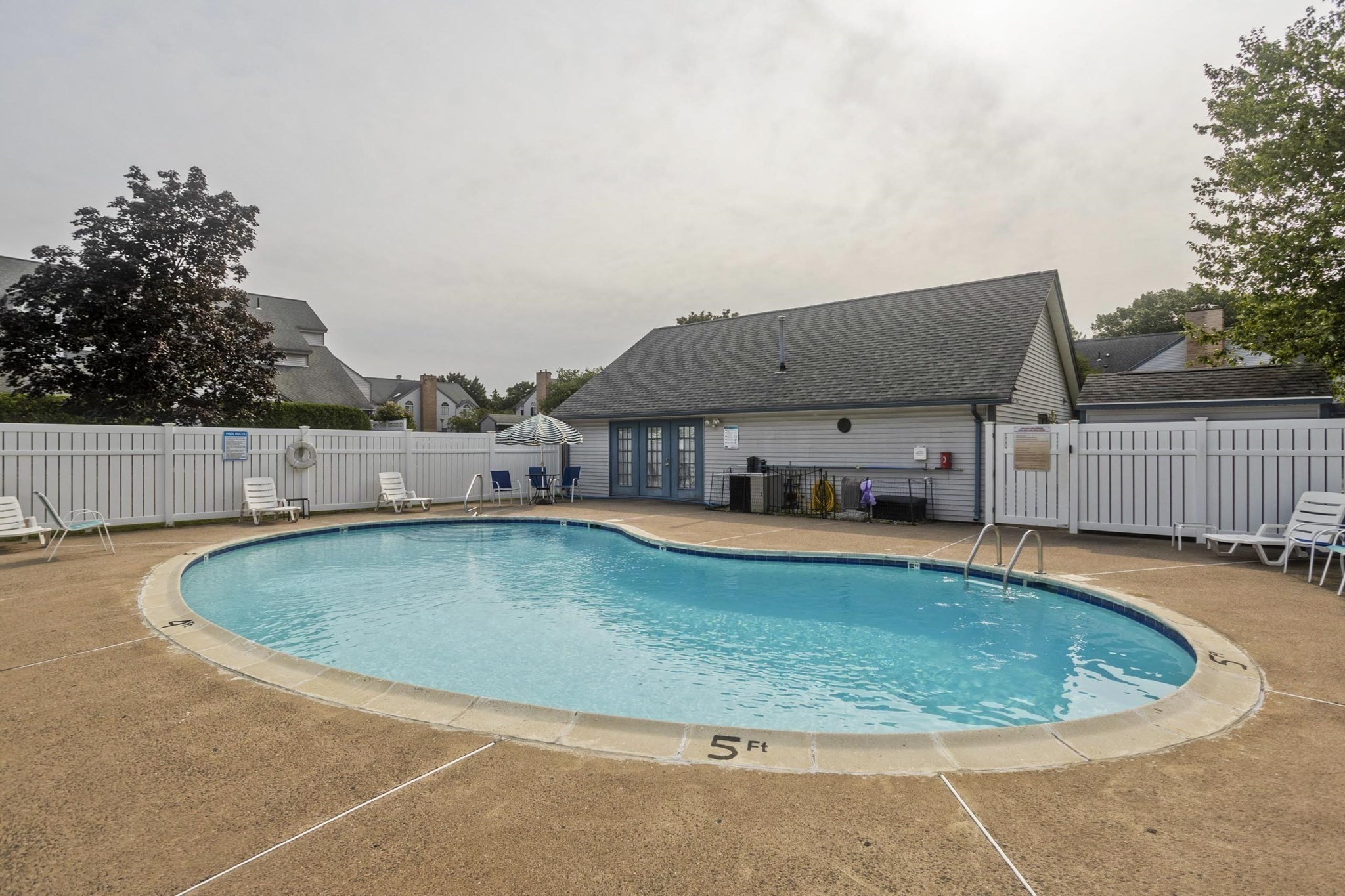 chicopee - #73415453