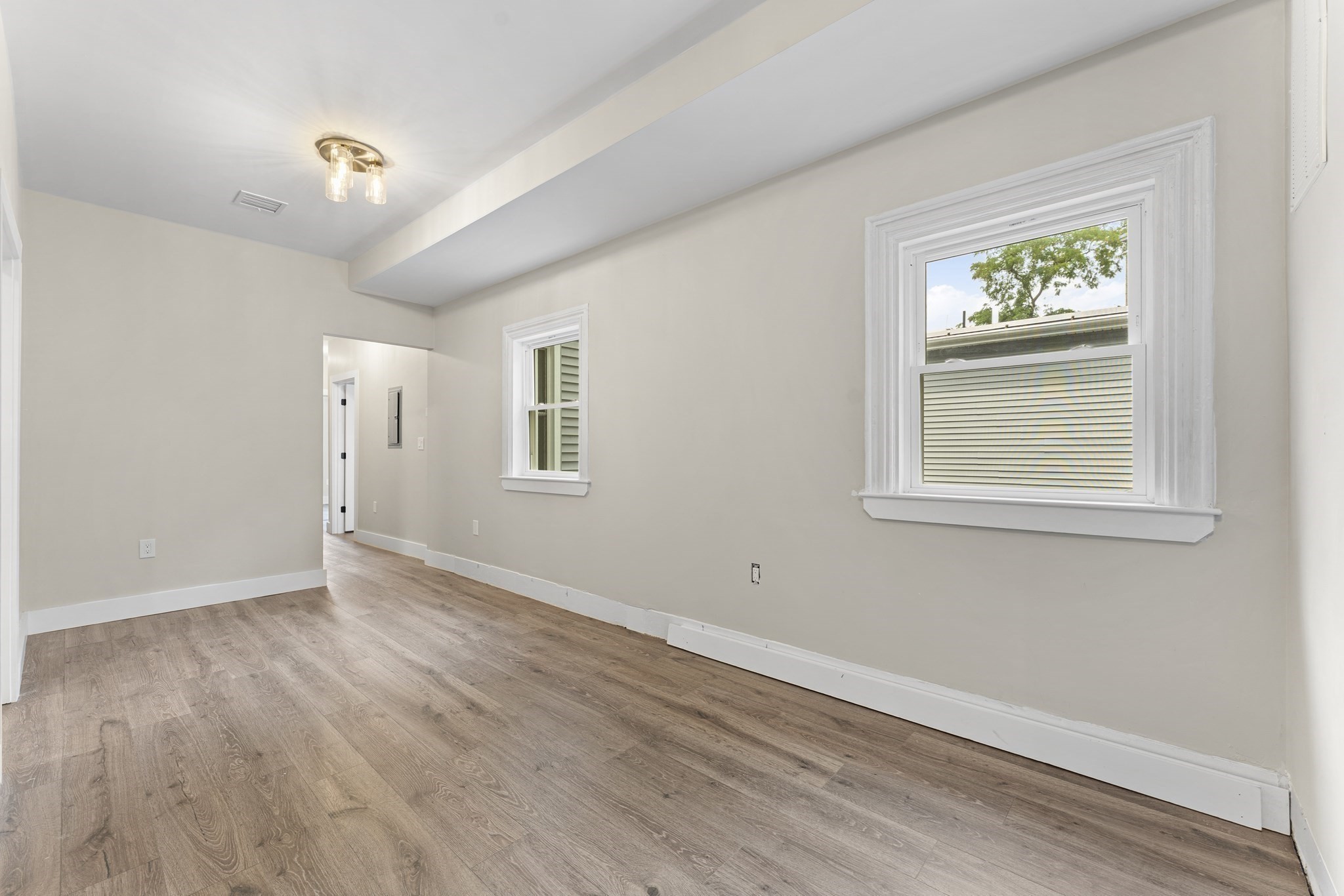 dorchester - #73415460