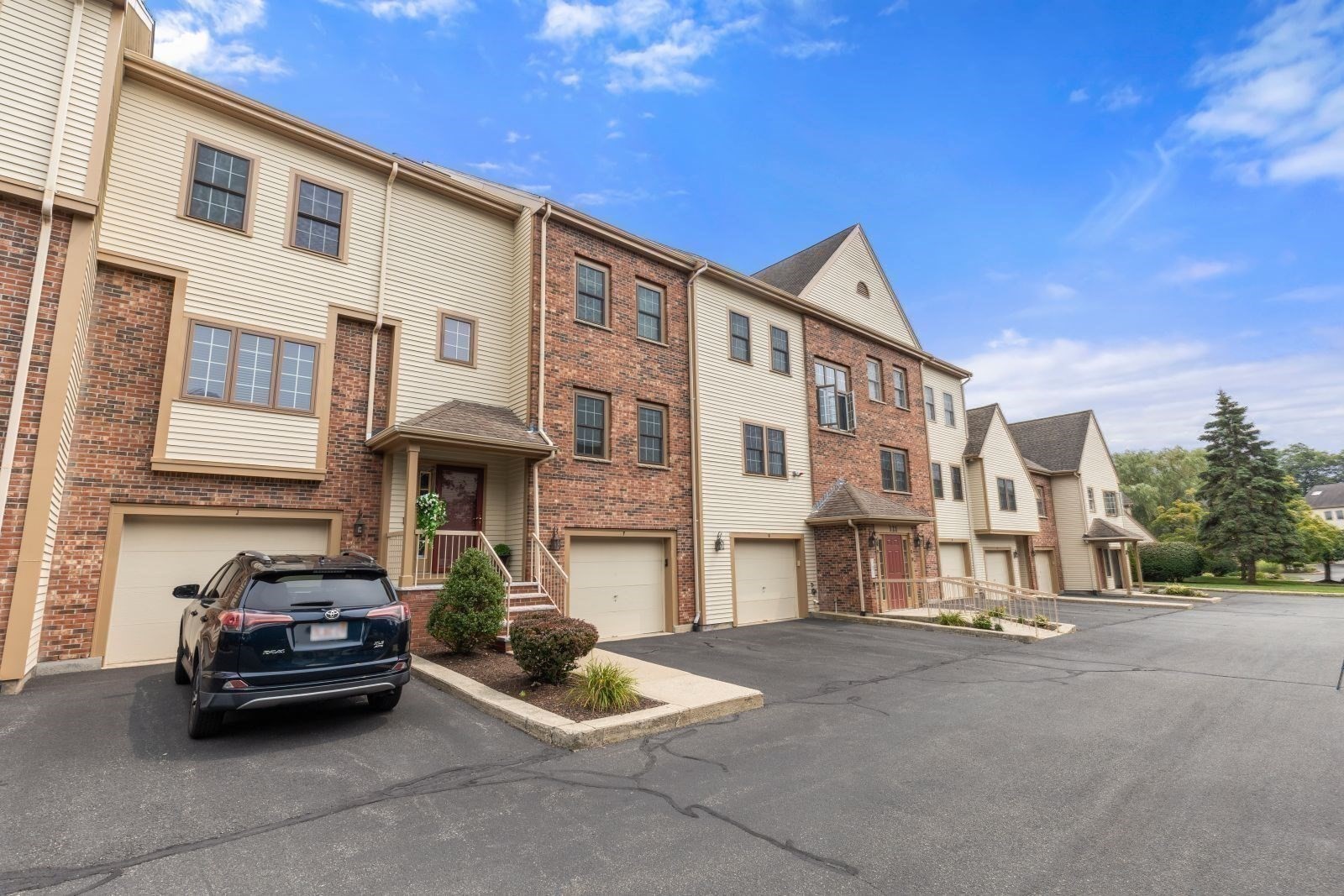 canton - #73415468