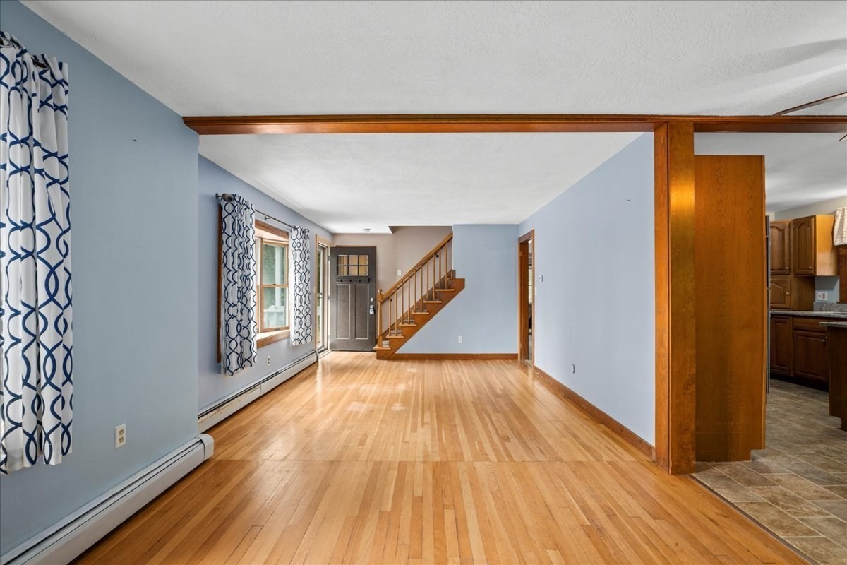 61 Elmwood St, Auburn, MA 01501 - Image 11