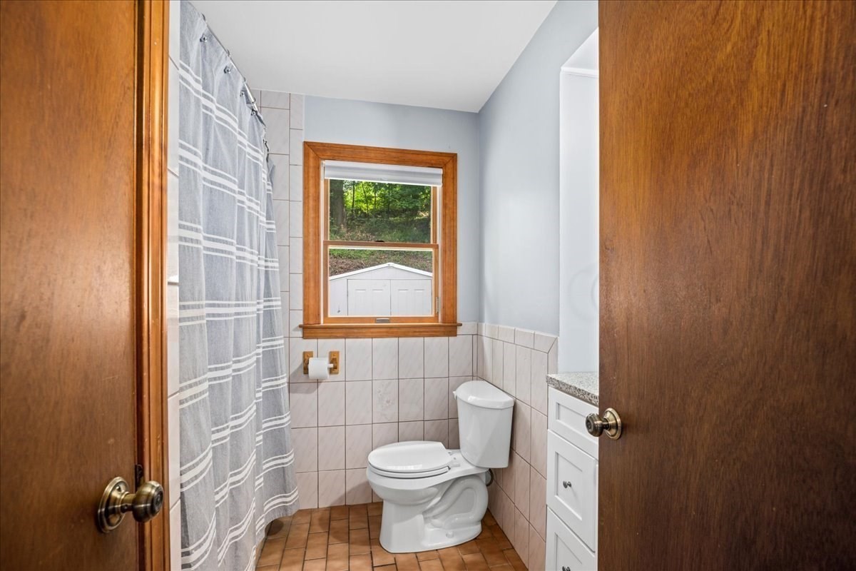 61 Elmwood St, Auburn, MA 01501 - Image 17