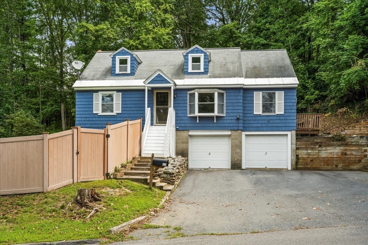 61 Elmwood St, Auburn, MA 01501 - Image 33