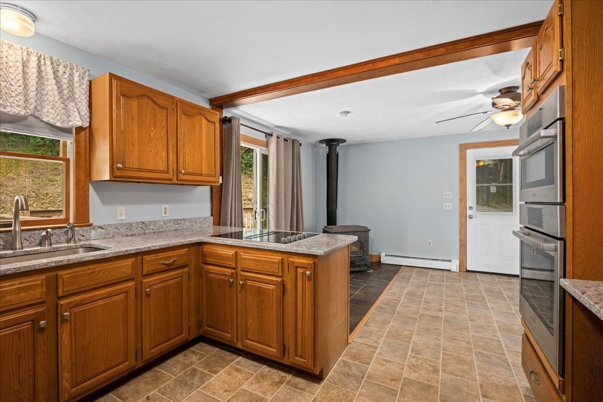 61 Elmwood St, Auburn, MA 01501 - Image 6