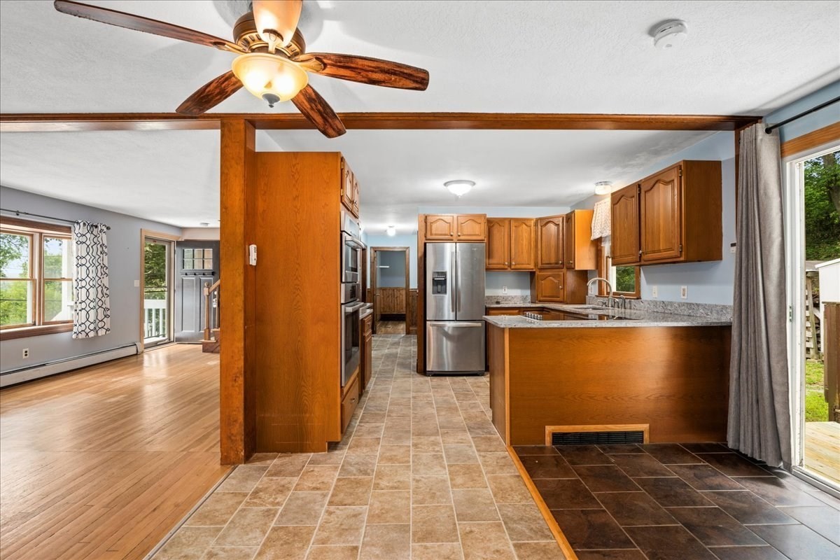 61 Elmwood St, Auburn, MA 01501 - Image 9