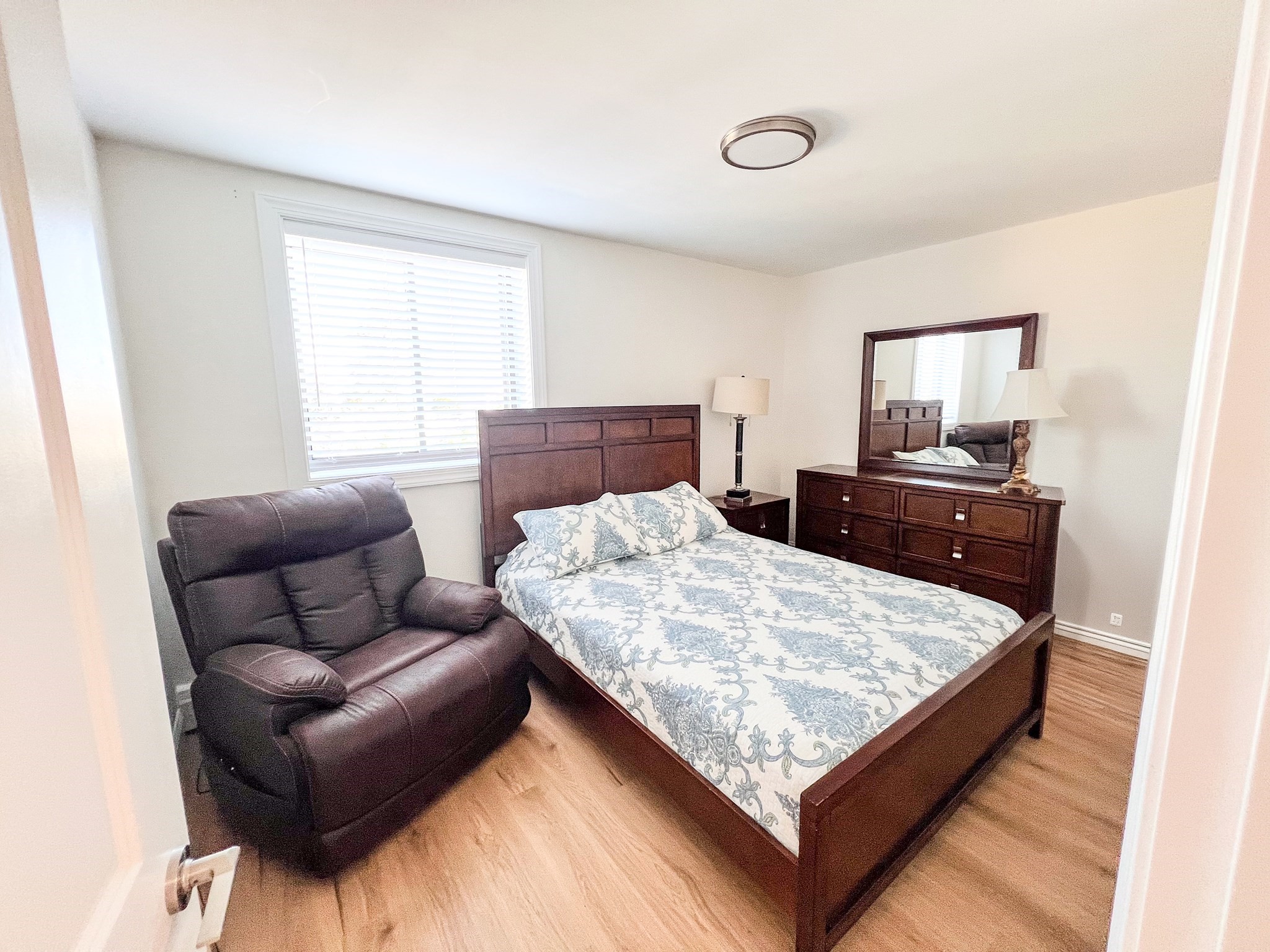 winthrop - #73415509